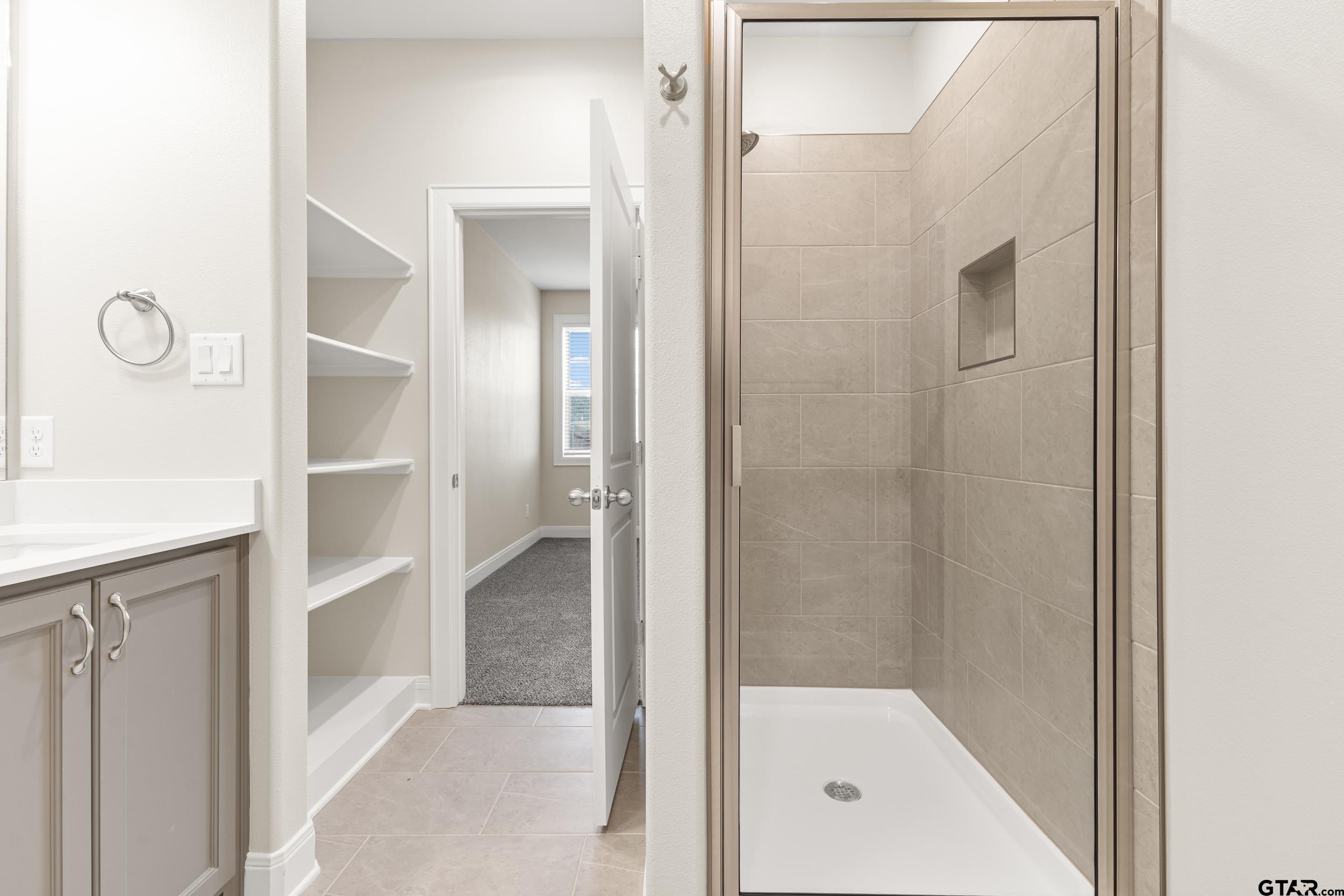 4344 Macnab Drive #13