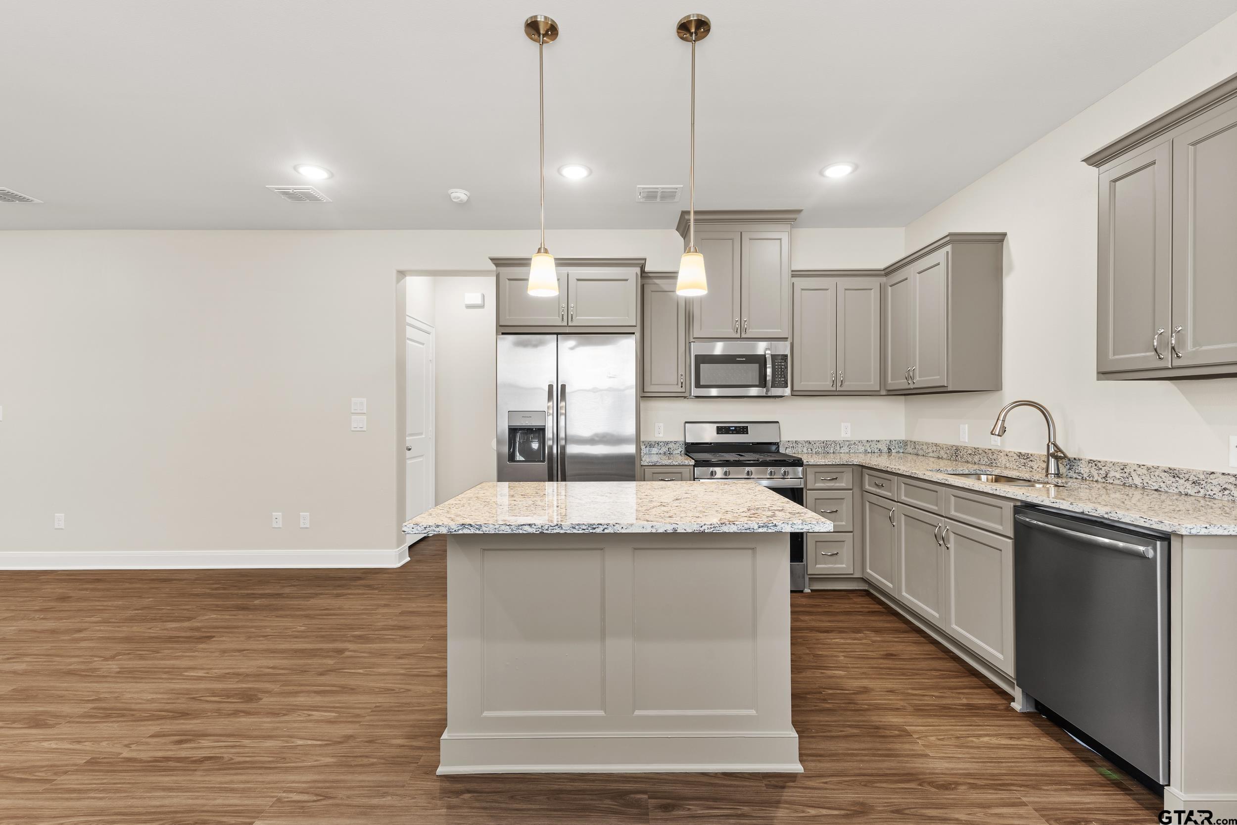 4344 Macnab Drive #13