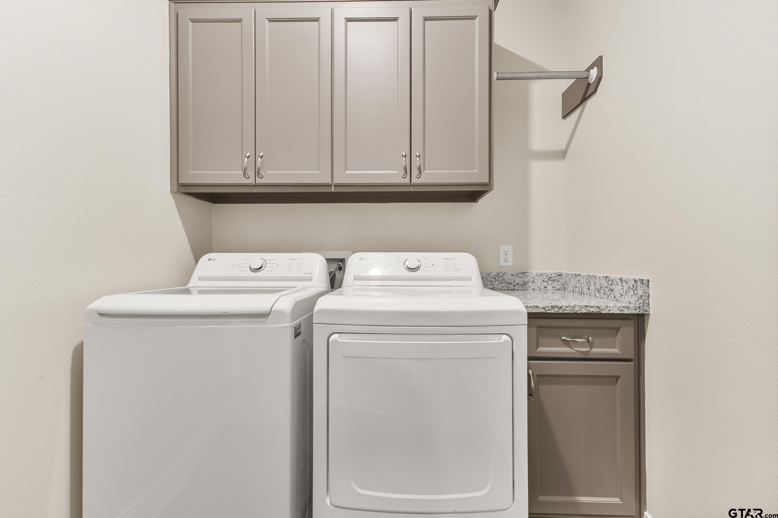 4344 Macnab Drive #13