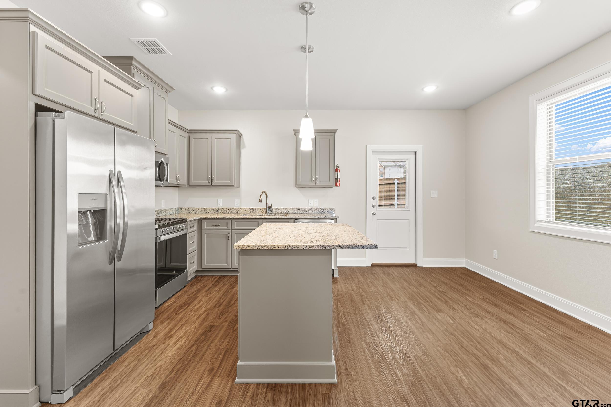 4344 Macnab Drive #13