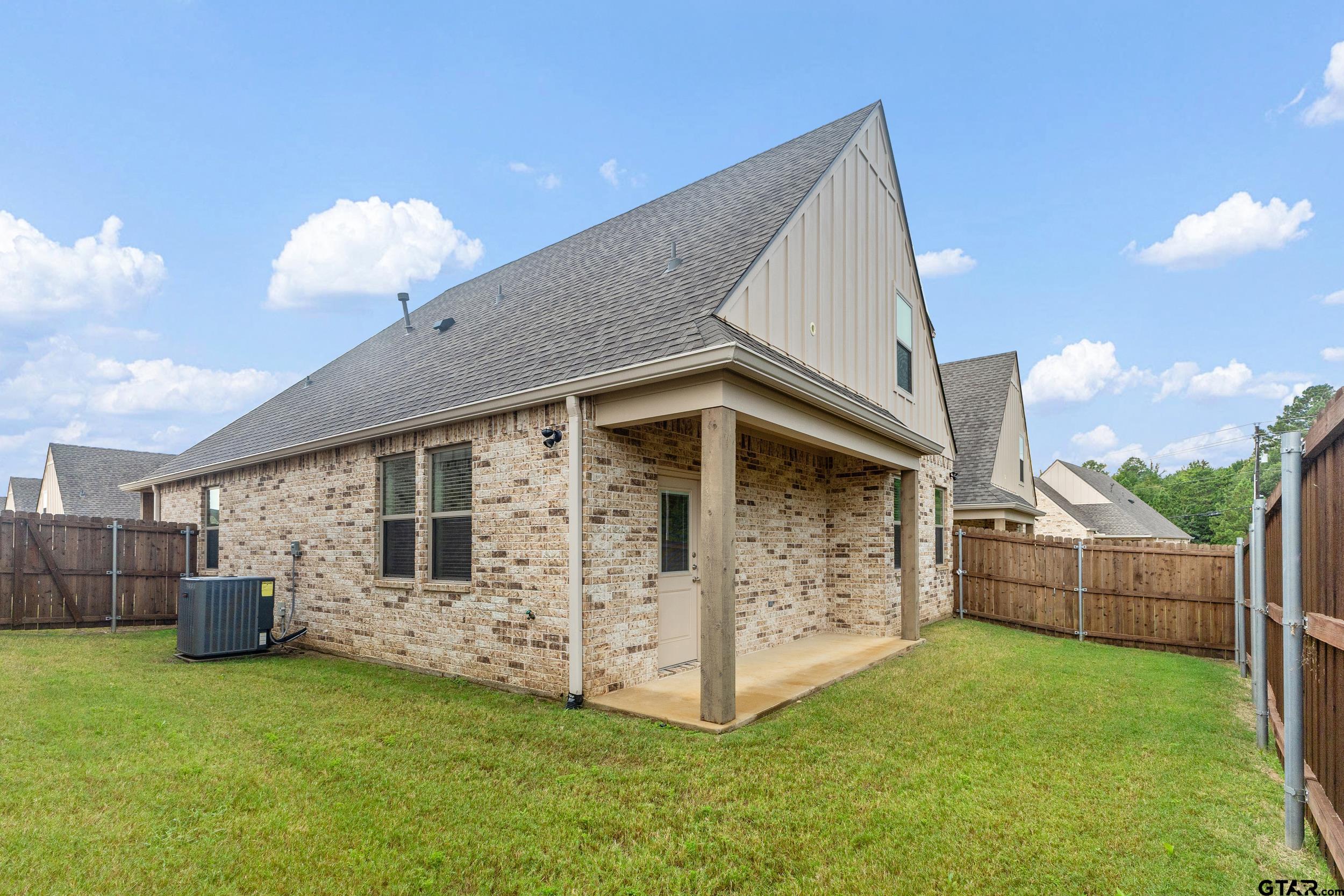 4344 Macnab Drive #13
