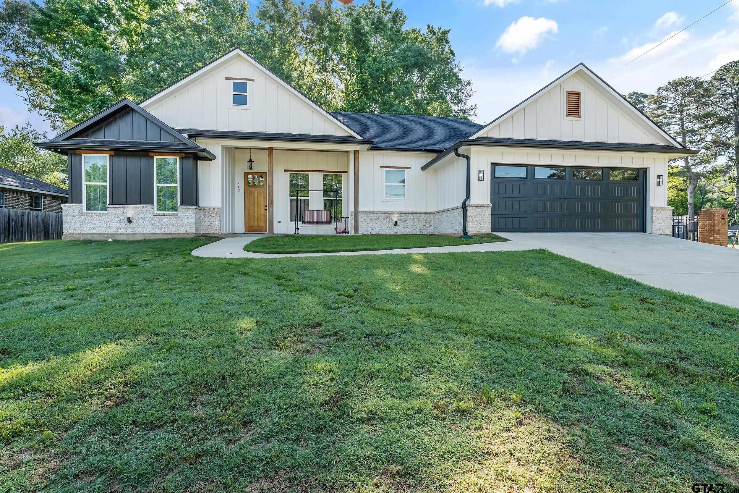 519 Crystal Ave