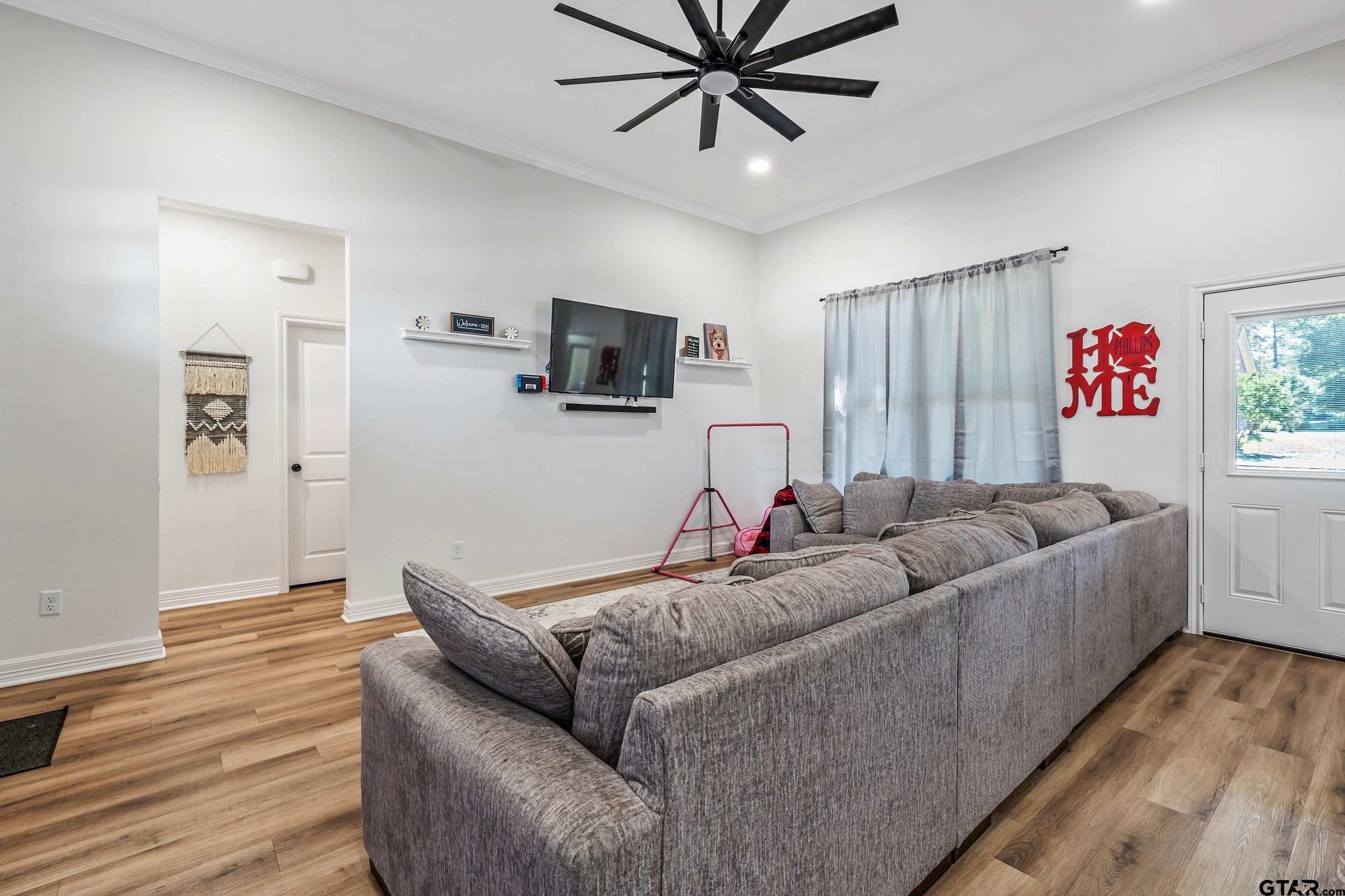 519 Crystal Ave