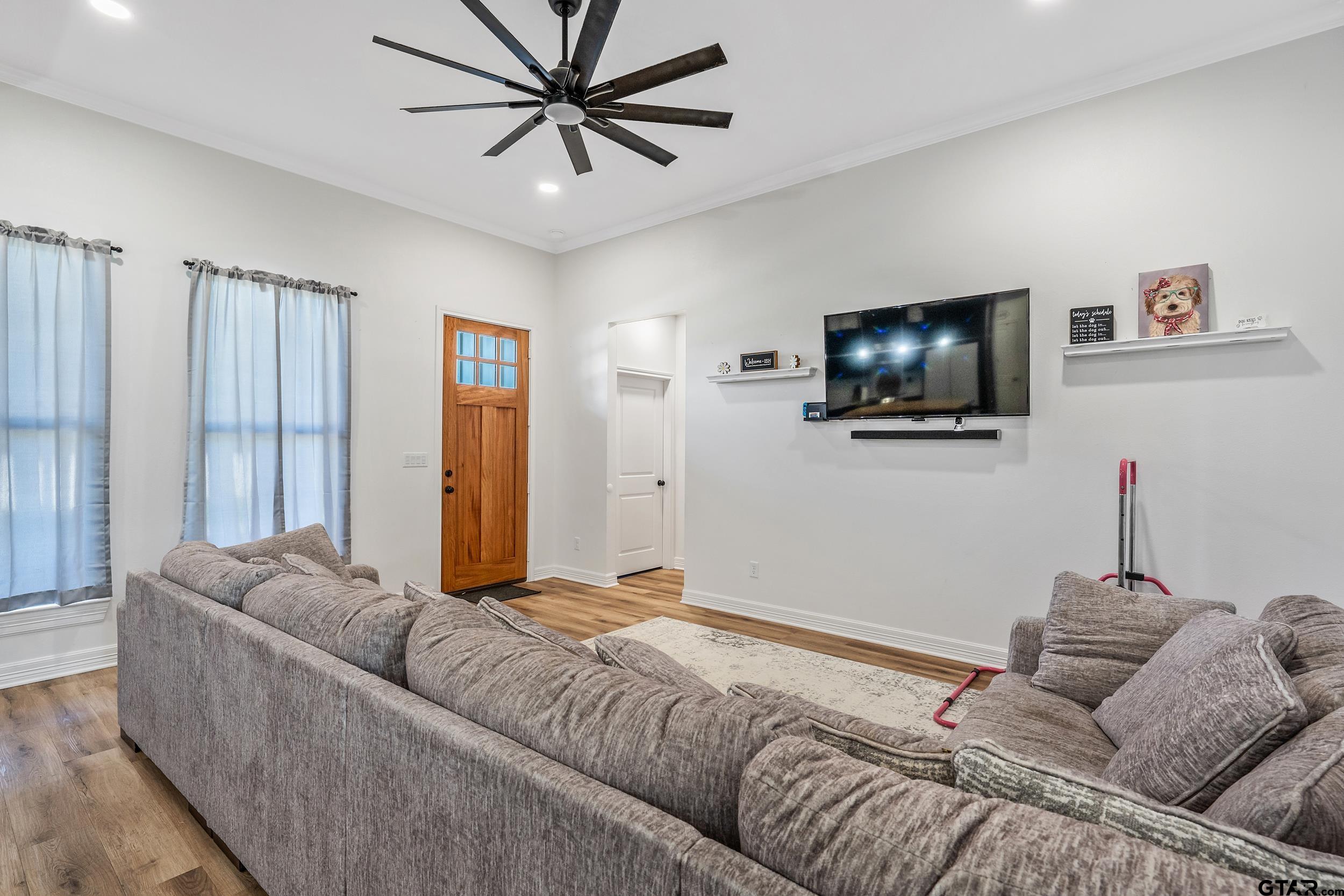 519 Crystal Ave