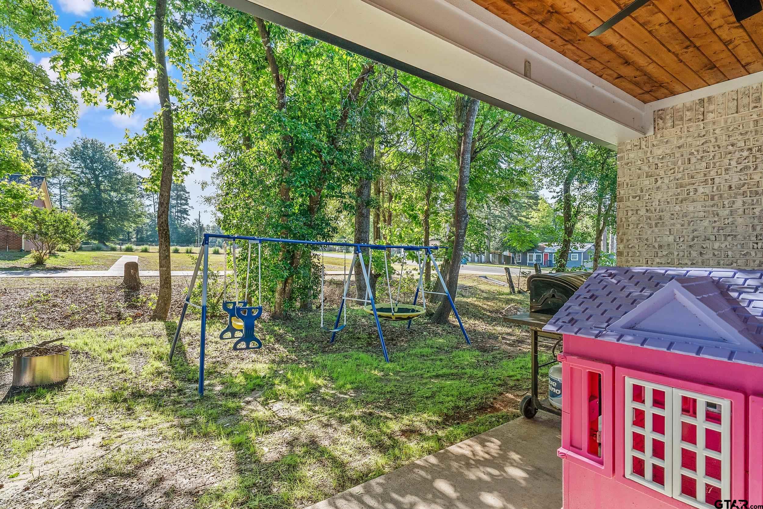 519 Crystal Ave