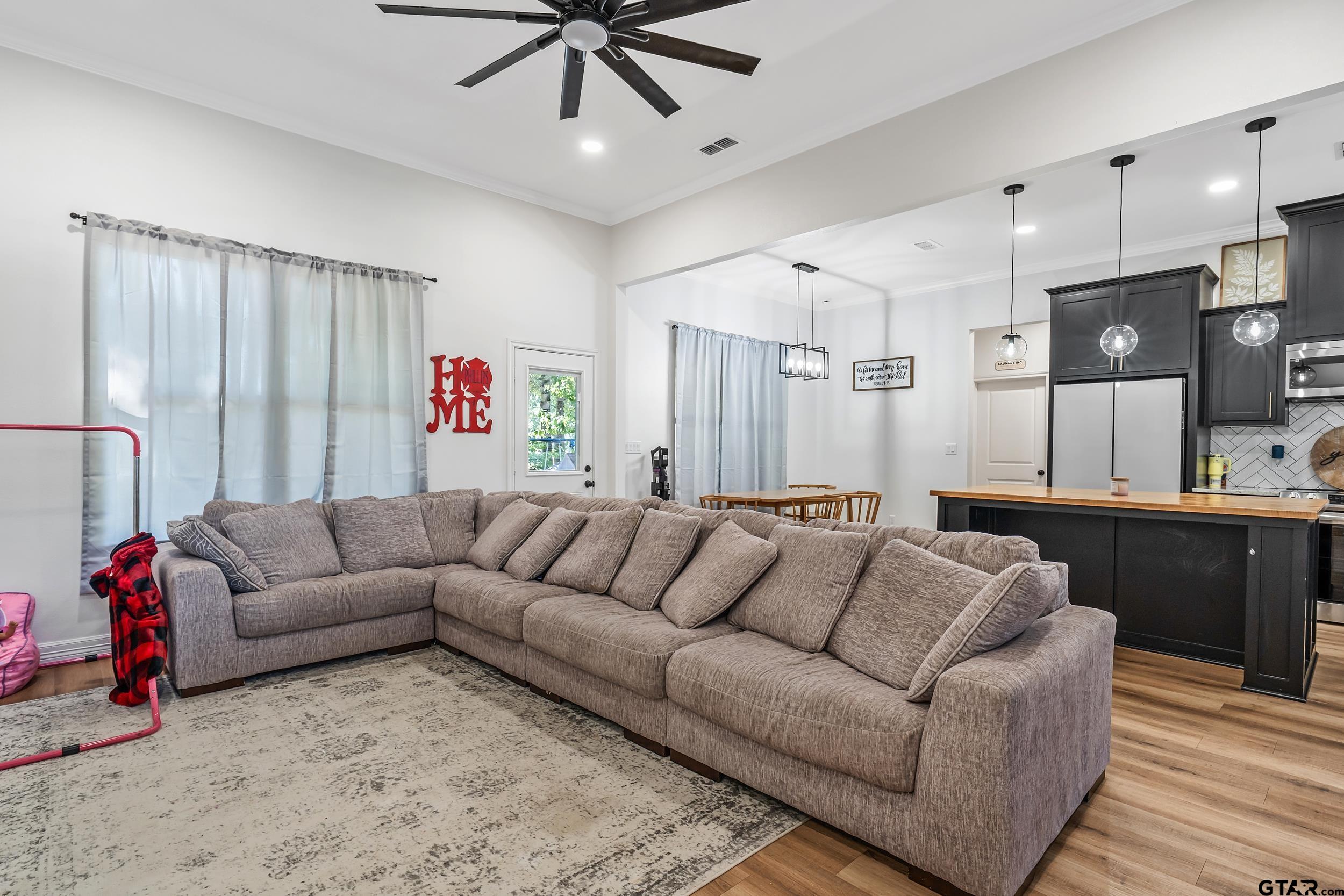 519 Crystal Ave