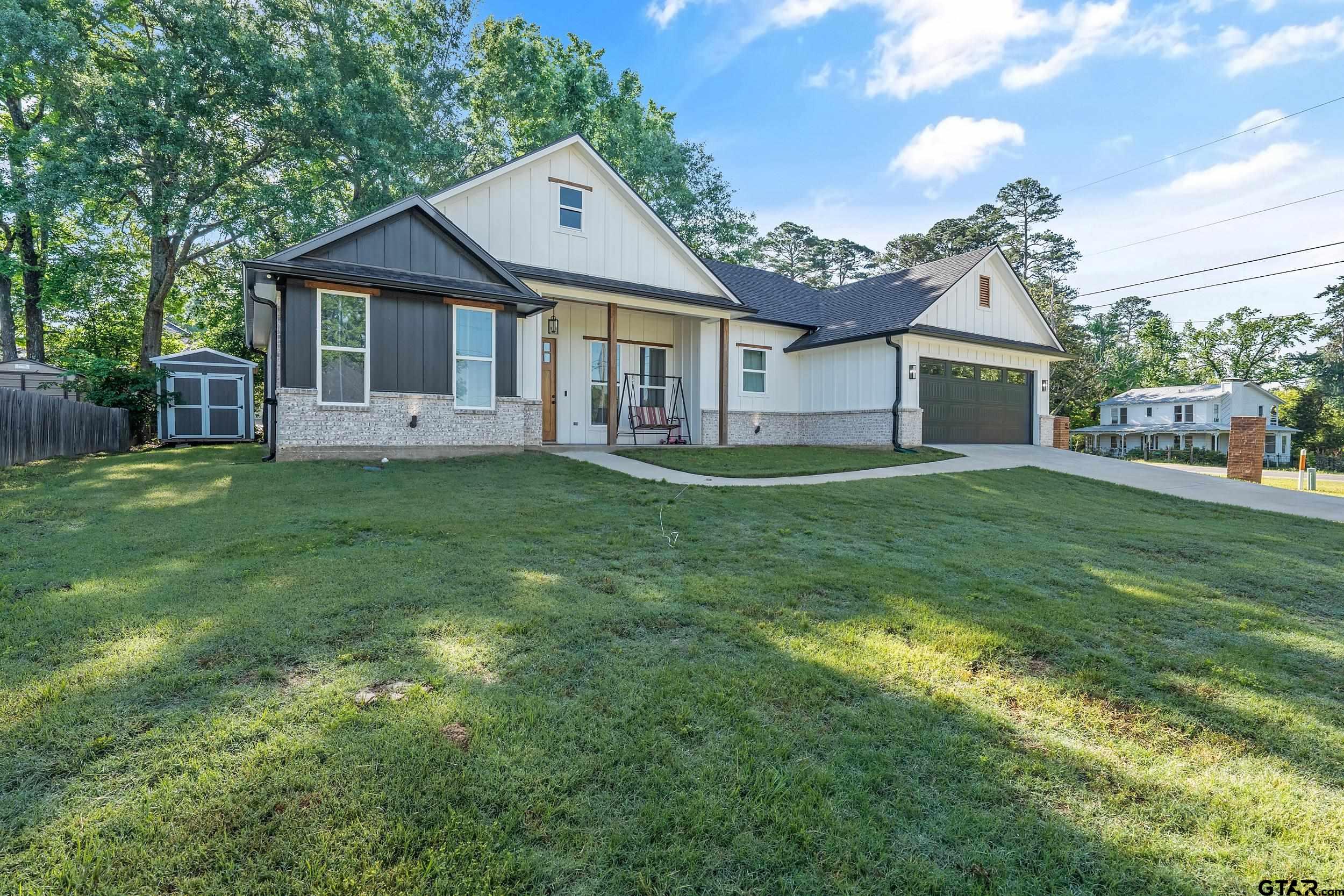 519 Crystal Ave