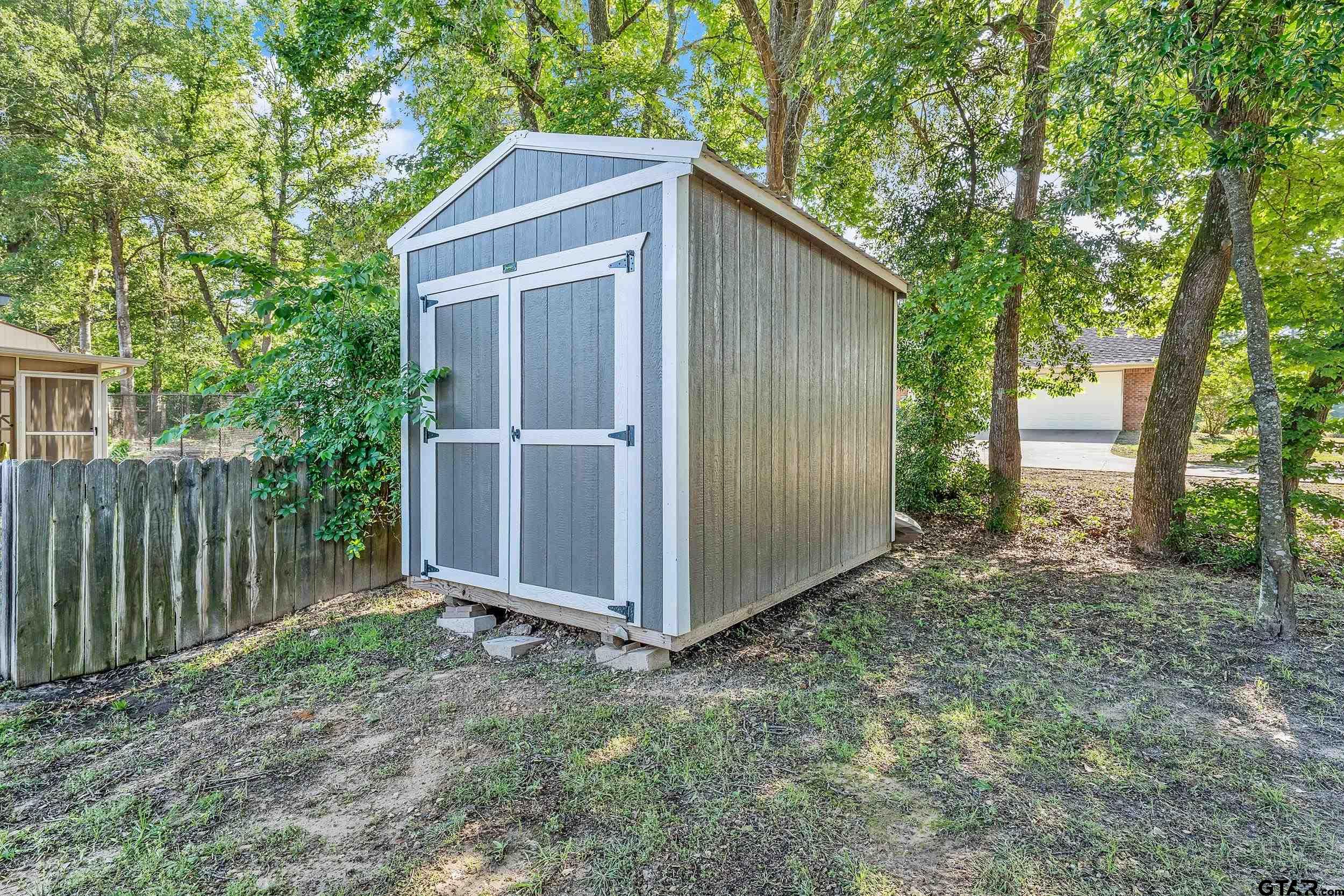 519 Crystal Ave