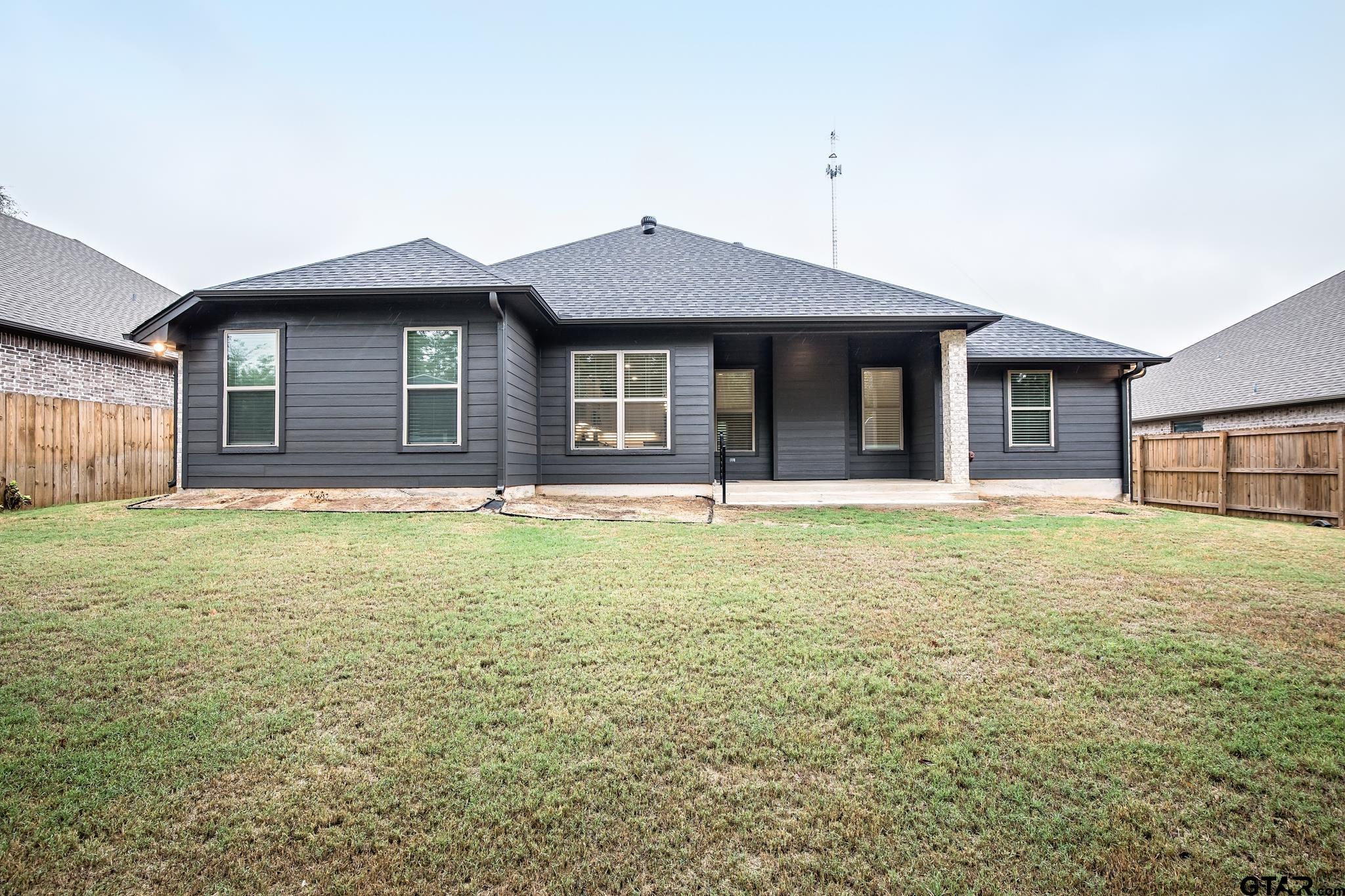 108 Amanda Ave