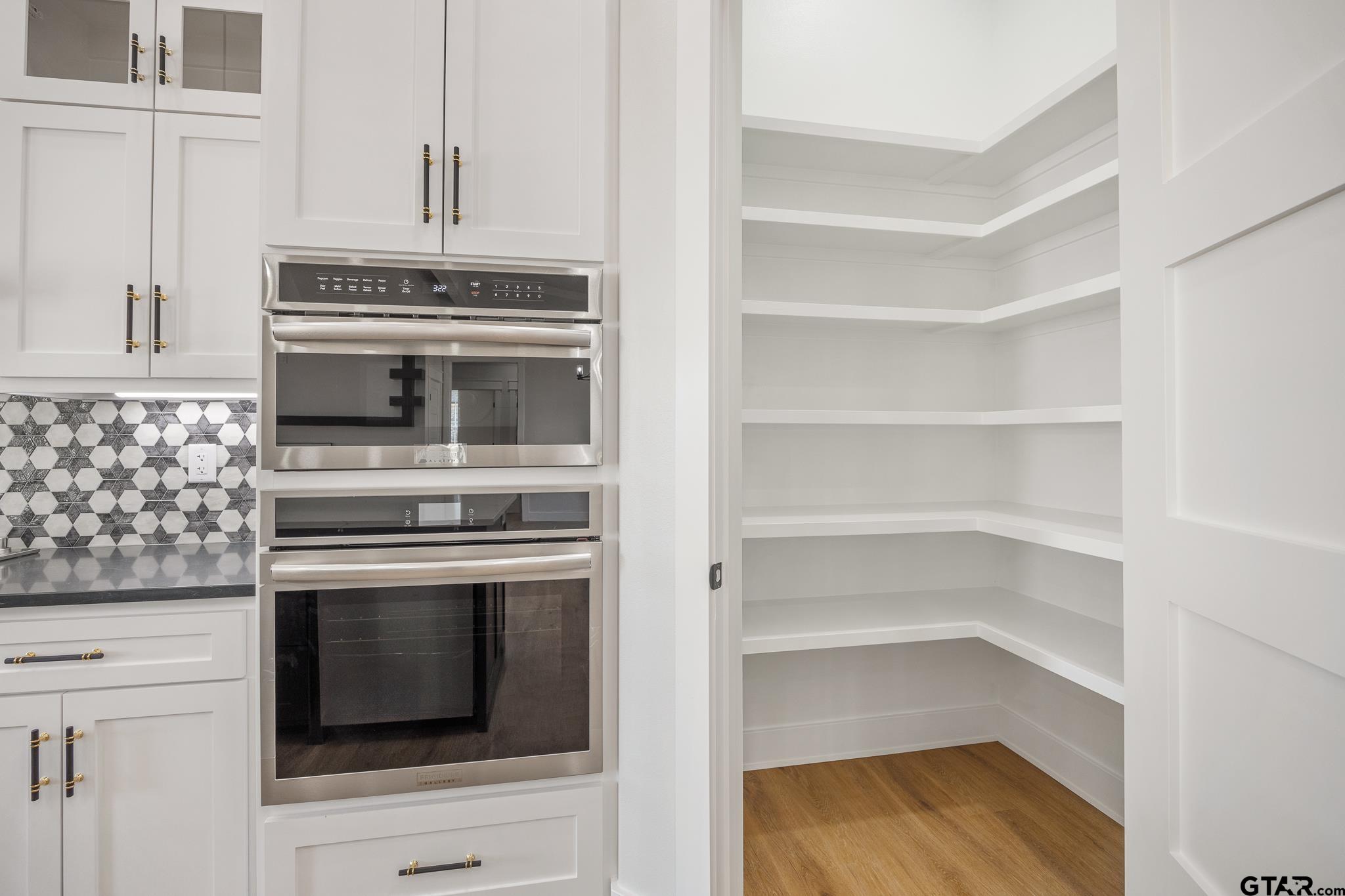 19383 Ridge Point Cir