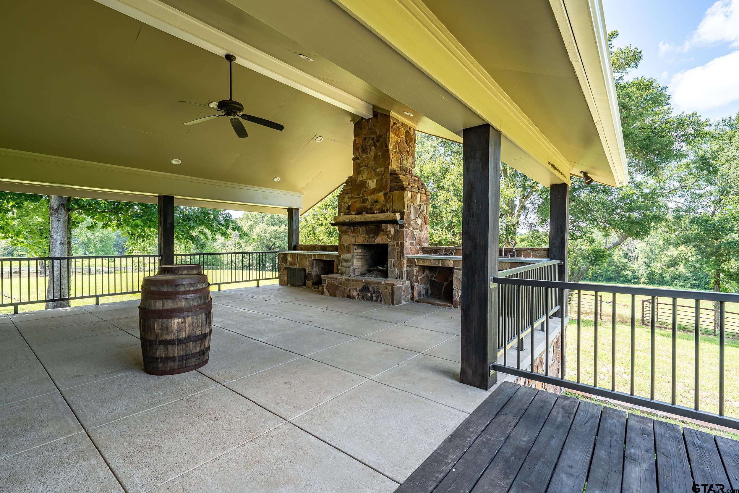 17823 County Road 132