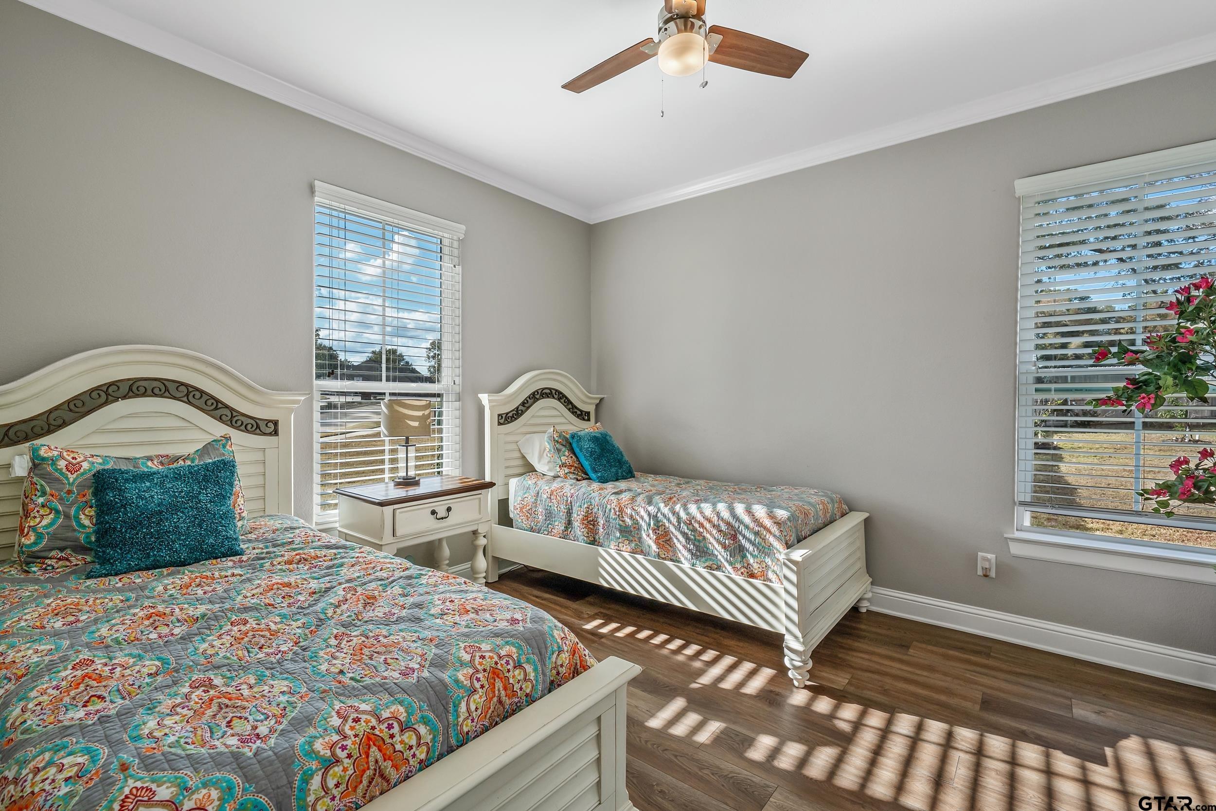 12213 Harlon