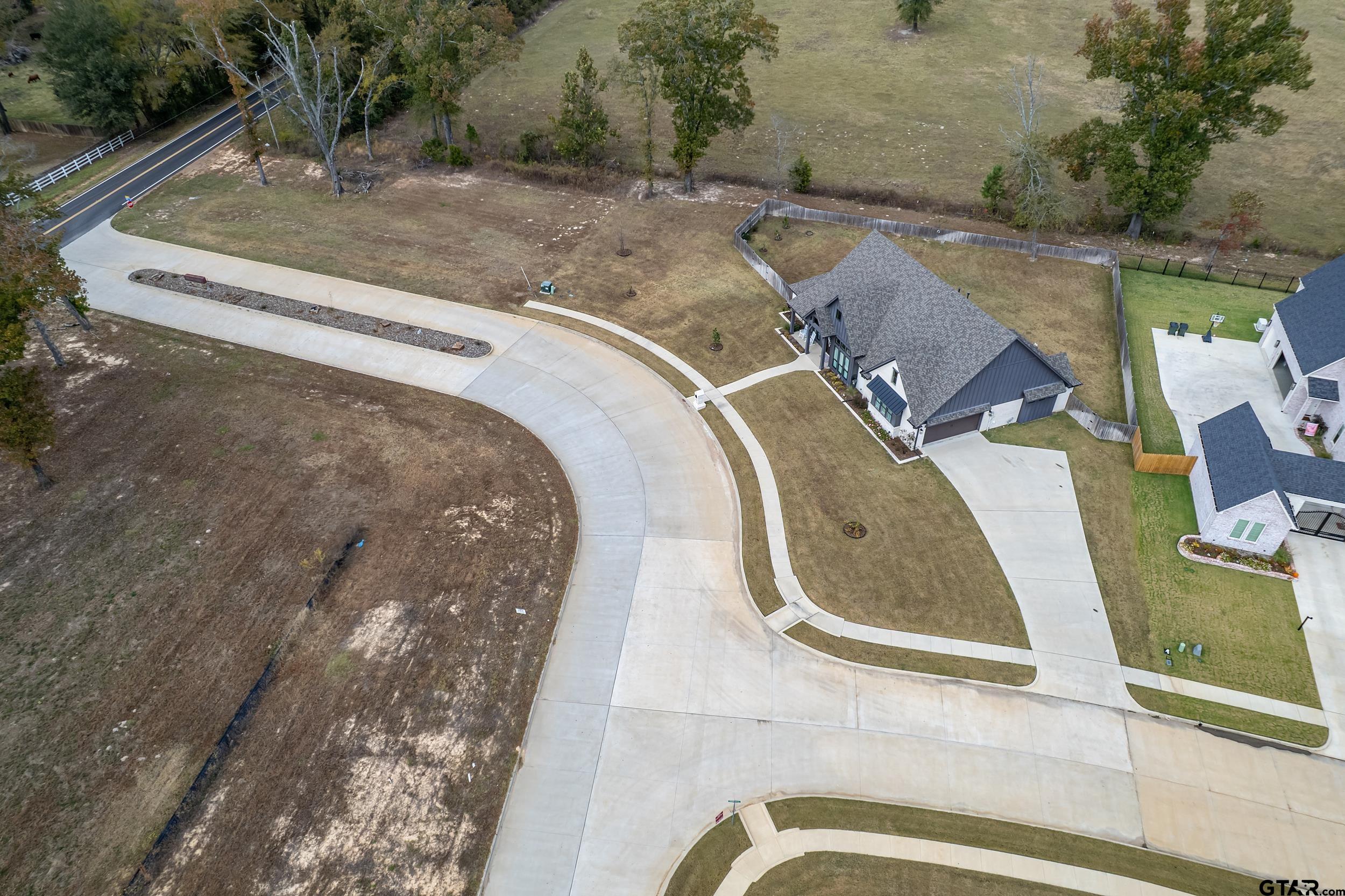 12213 Harlon