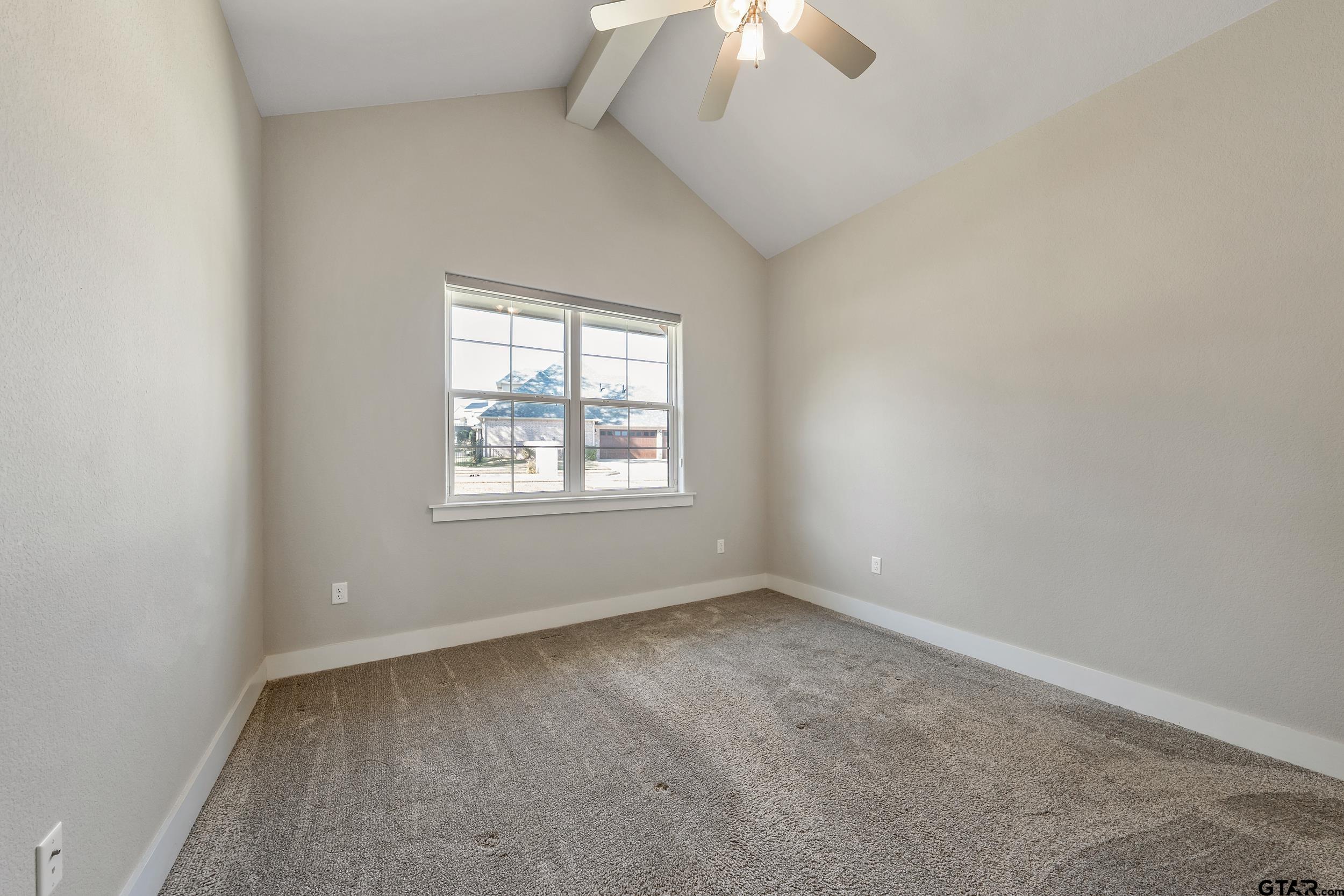 7580 Northlake Drive