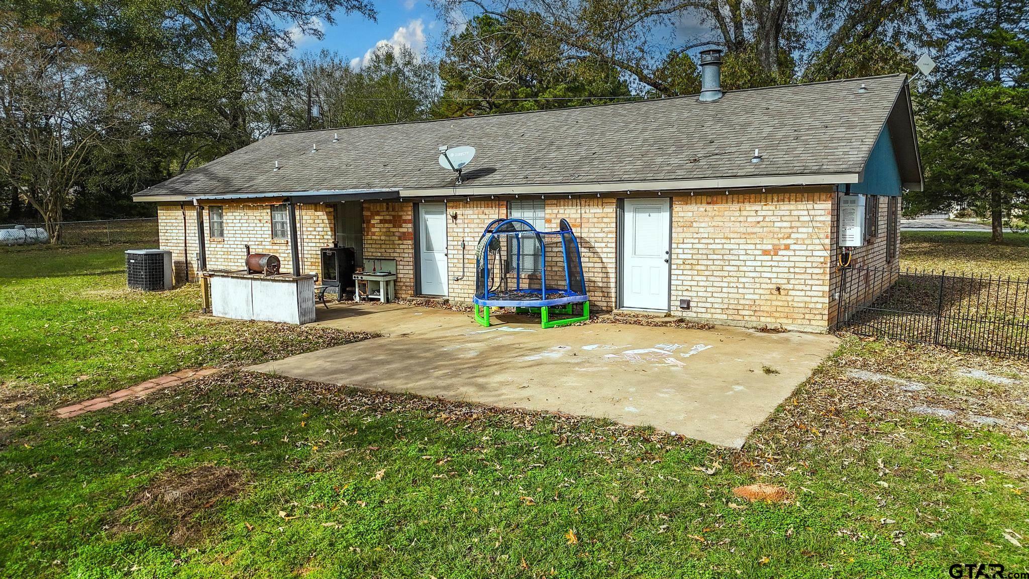 220 An County Road 3732