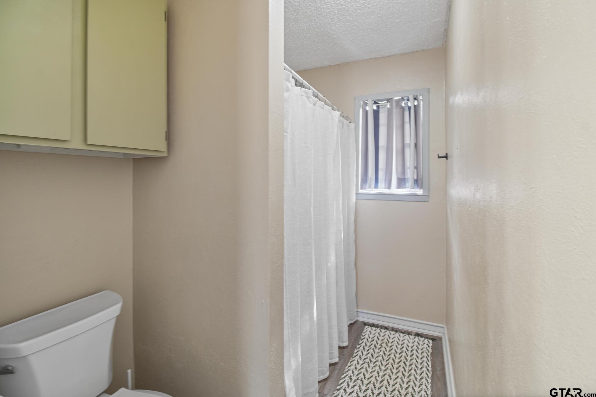 220 An County Road 3732