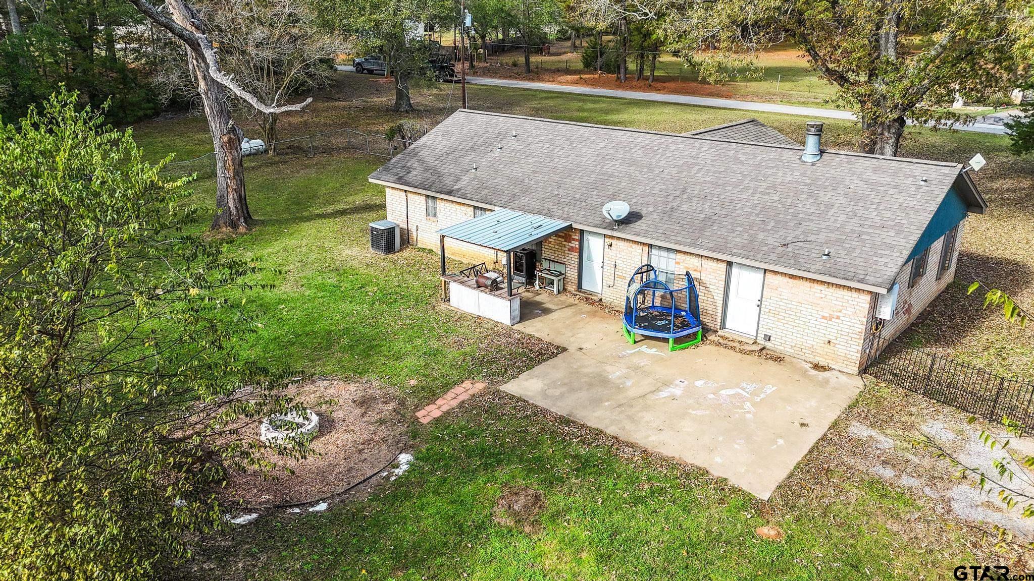 220 An County Road 3732