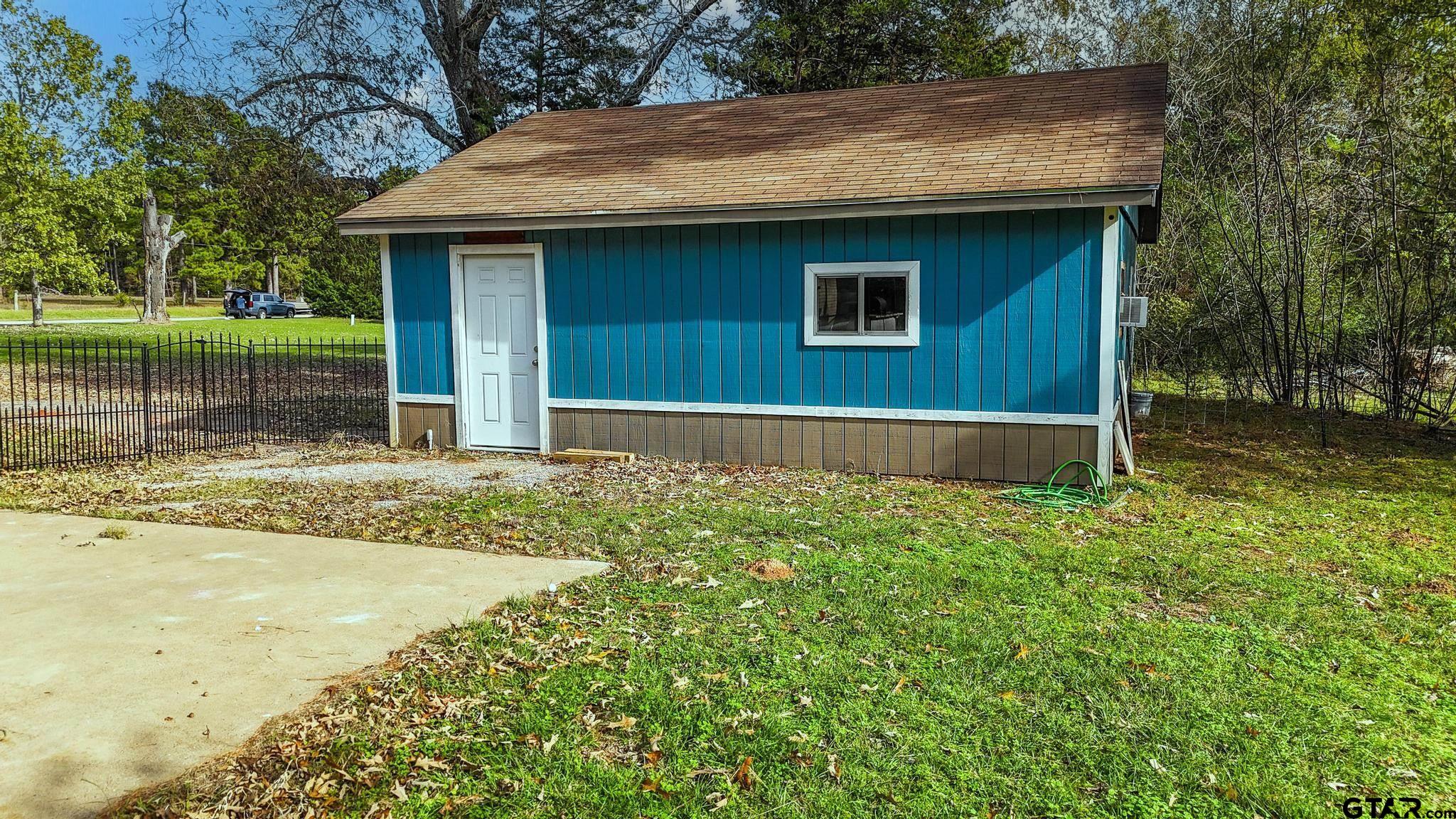 220 An County Road 3732