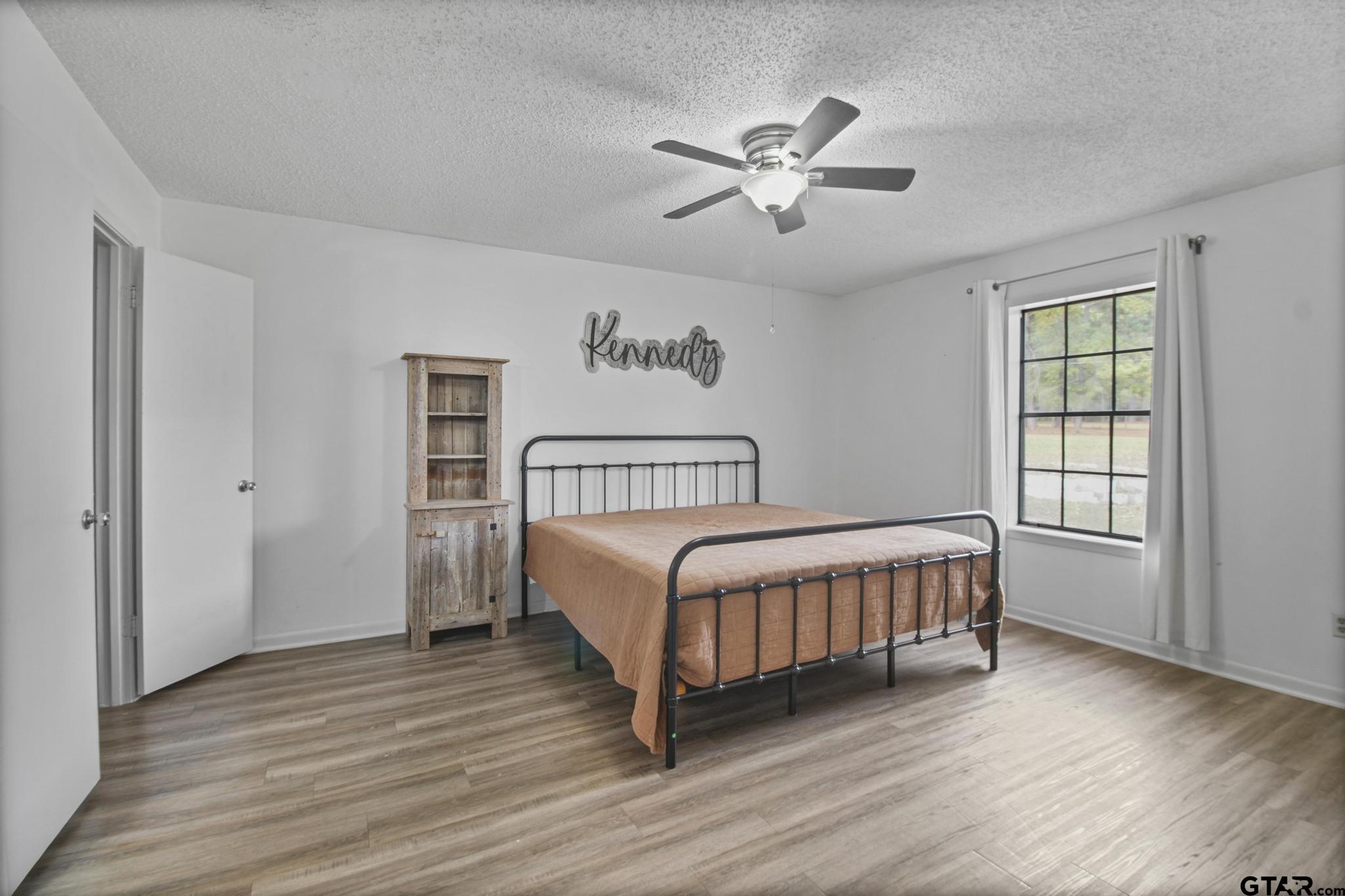 220 An County Road 3732