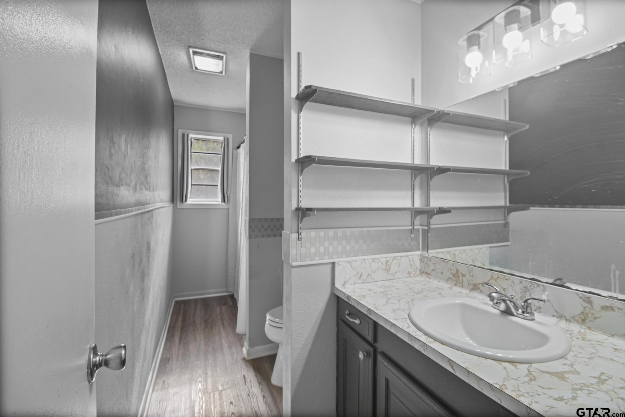 220 An County Road 3732