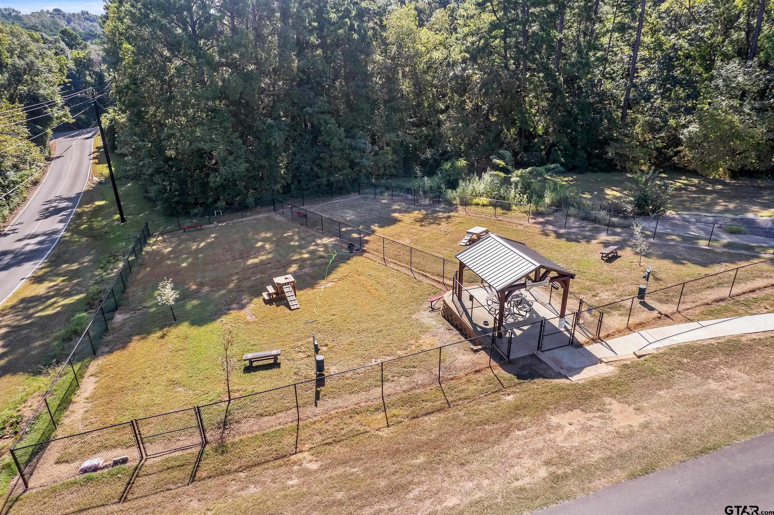 425 Hideaway Central Ln