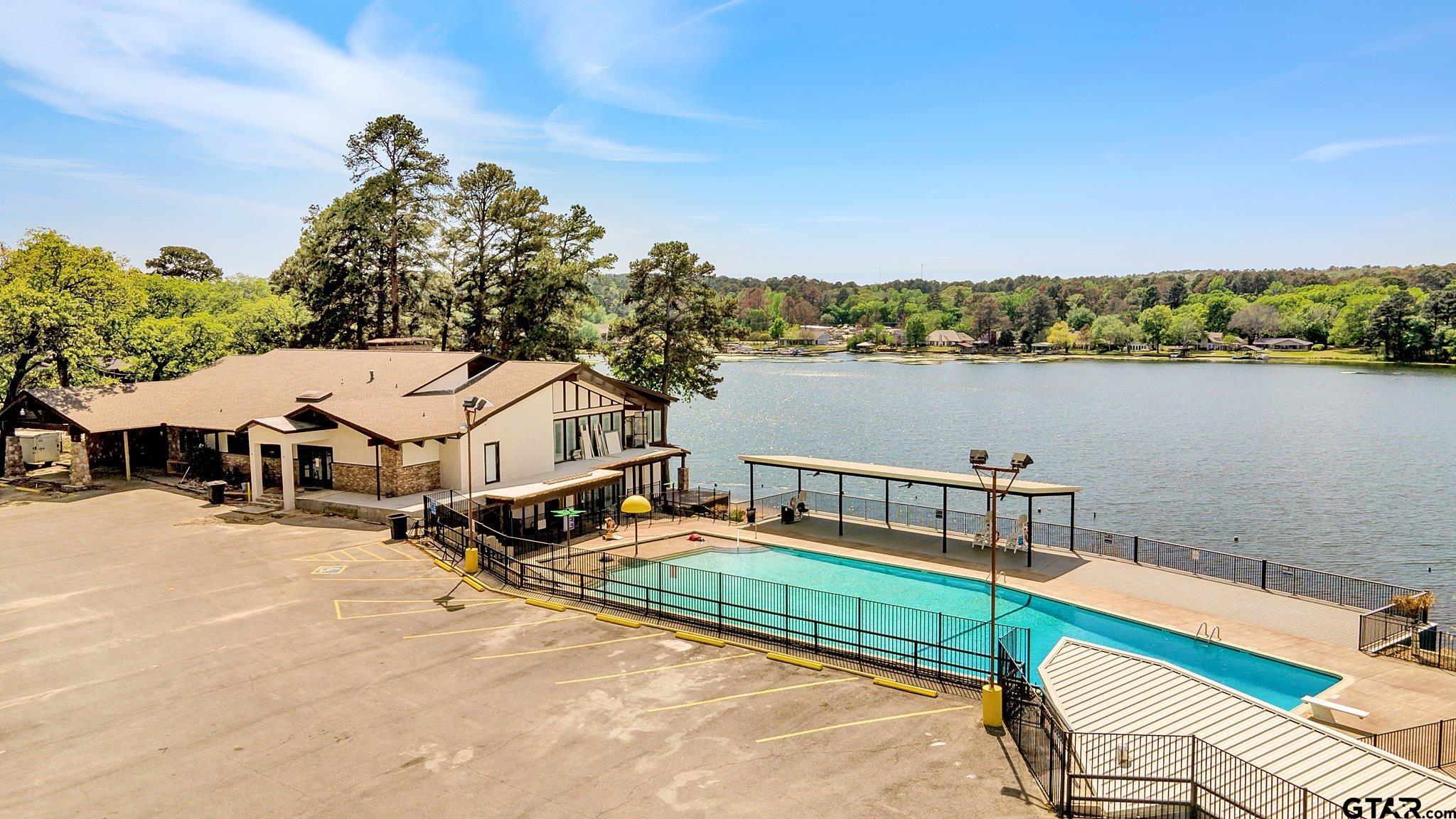 425 Hideaway Central Ln