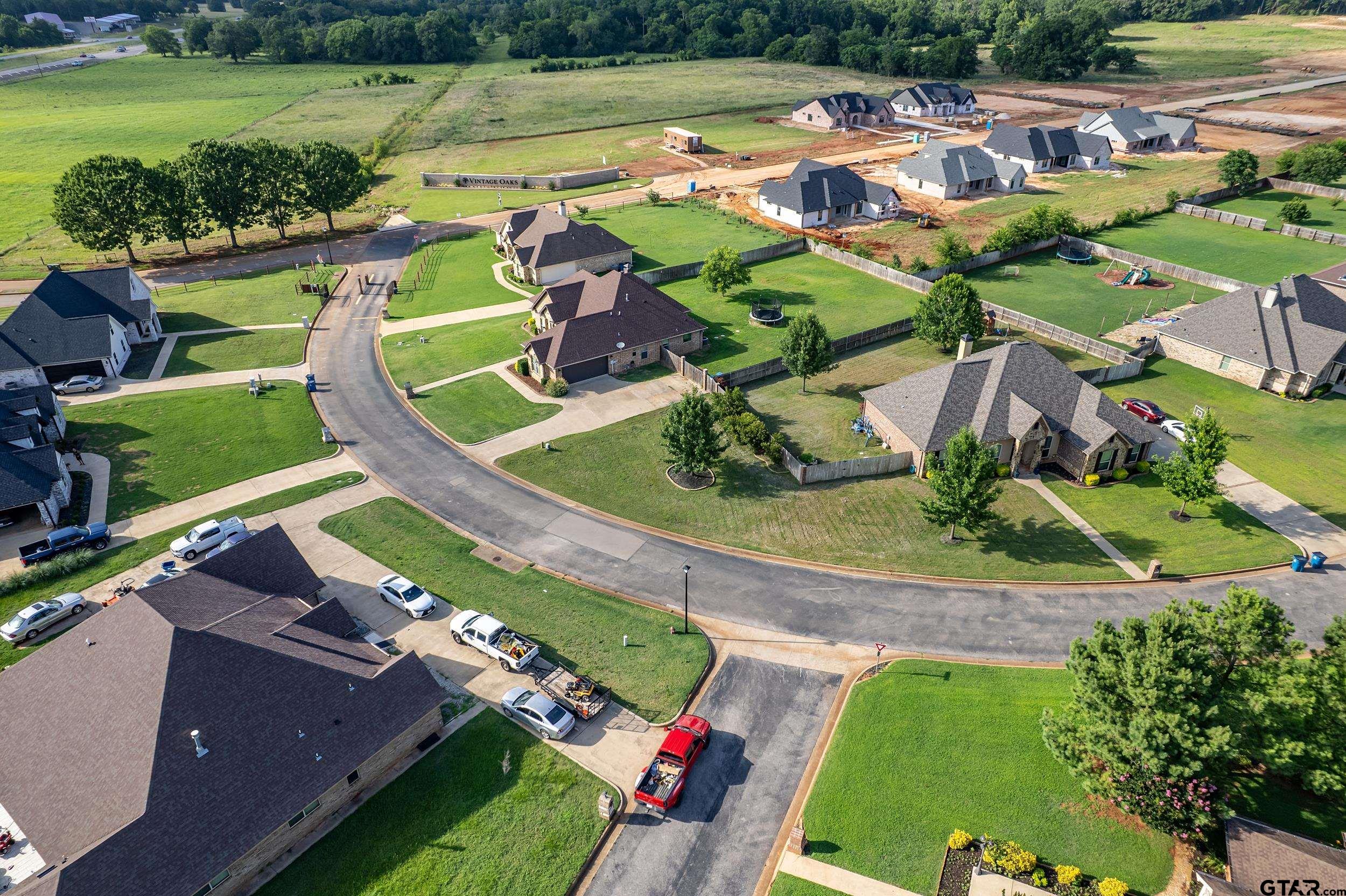 202 Sunnys Halo Blvd