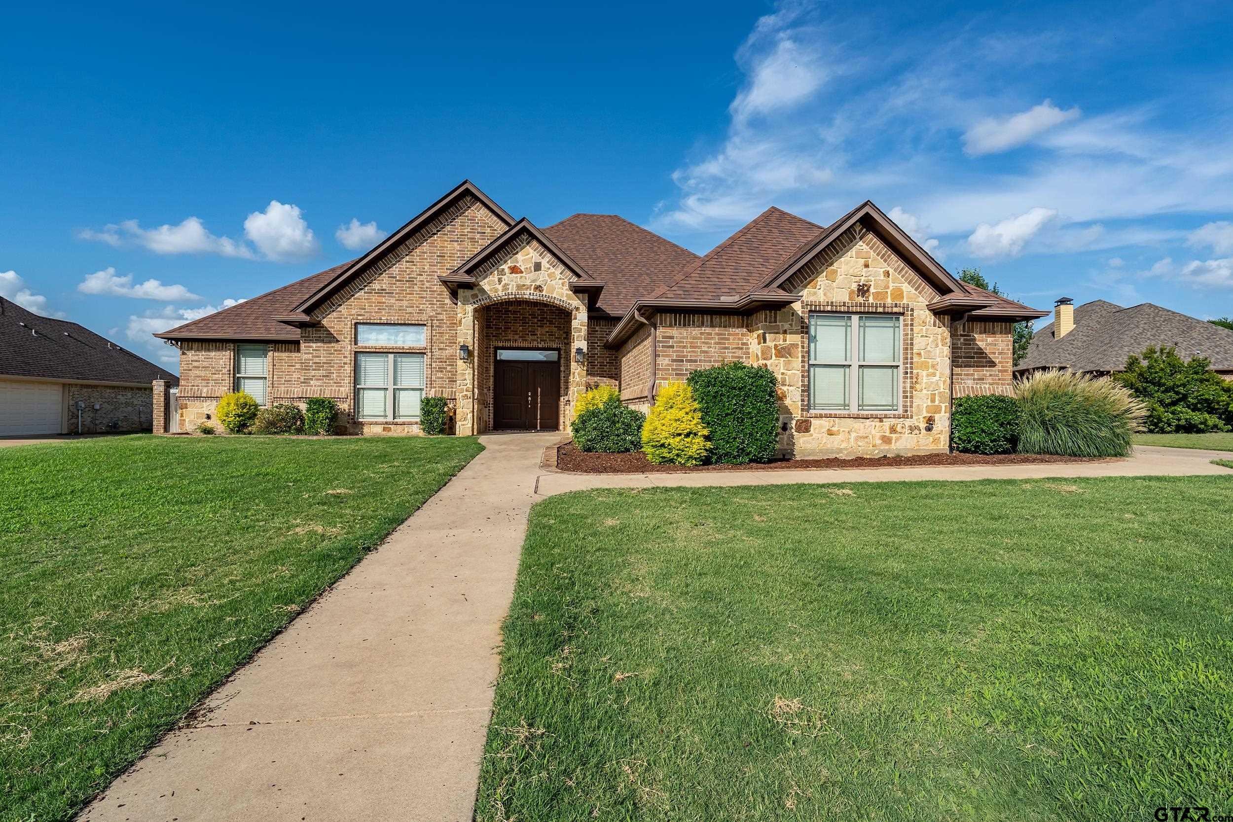 202 Sunnys Halo Blvd