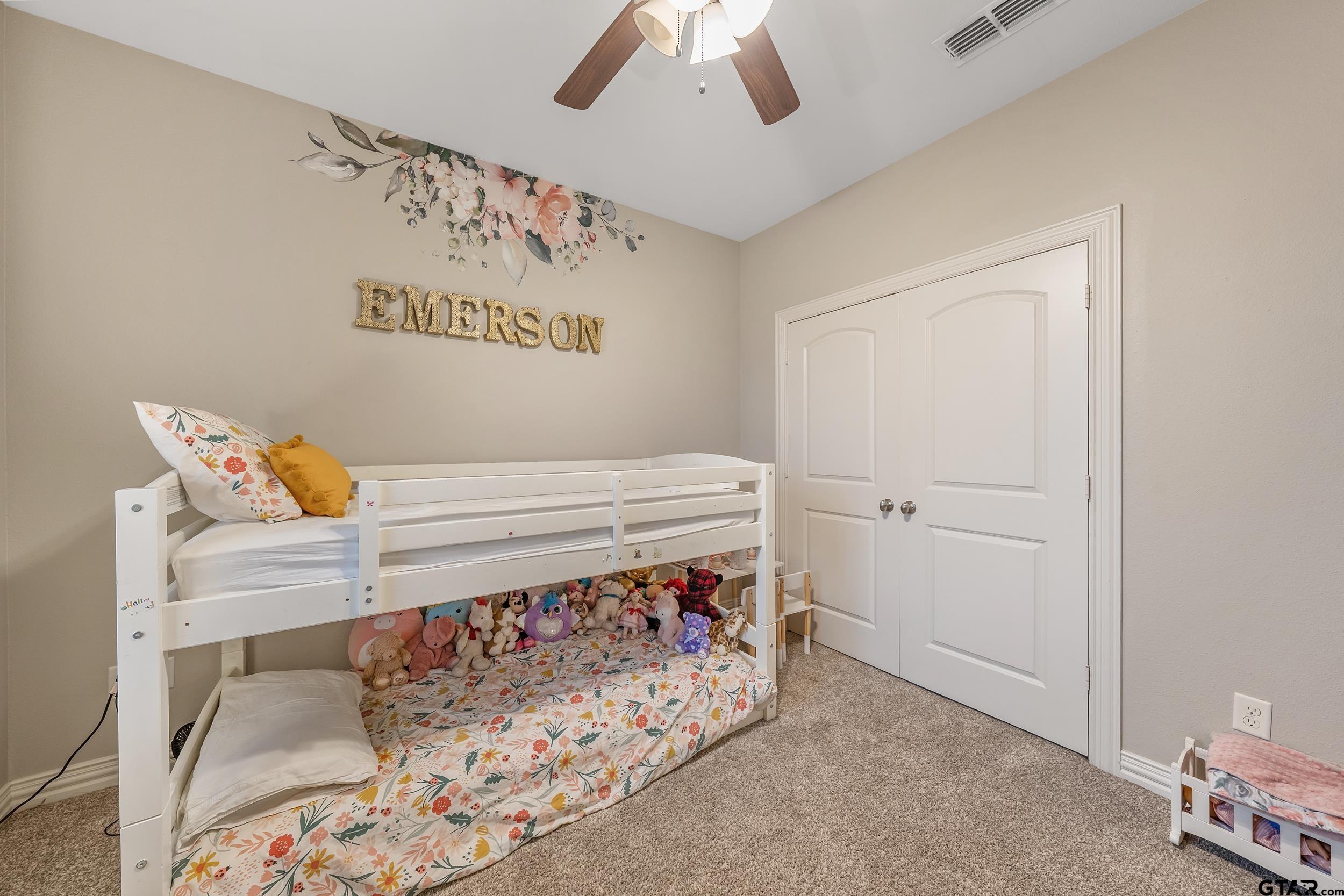 202 Sunnys Halo Blvd