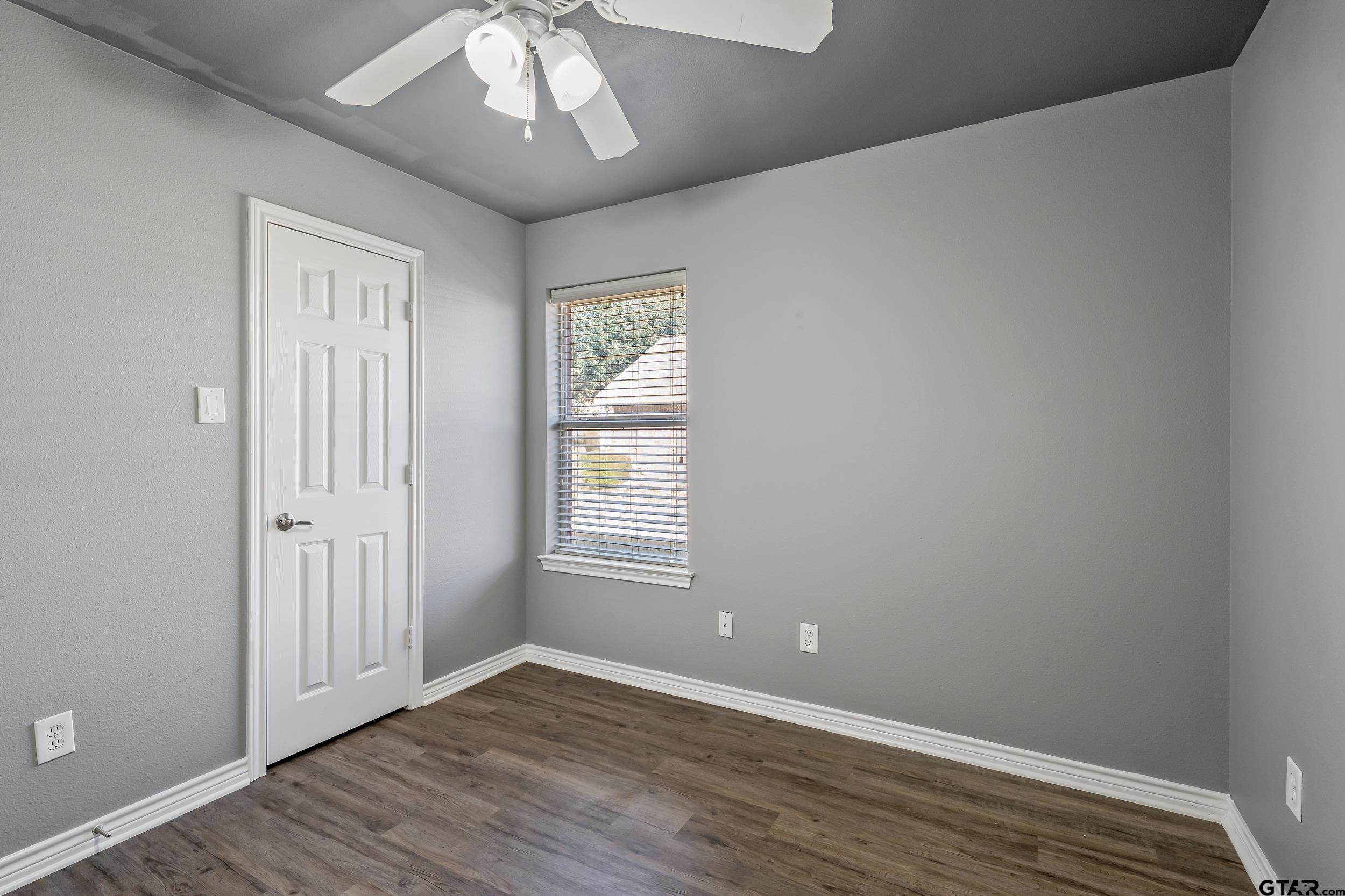 411 Amanda Ct