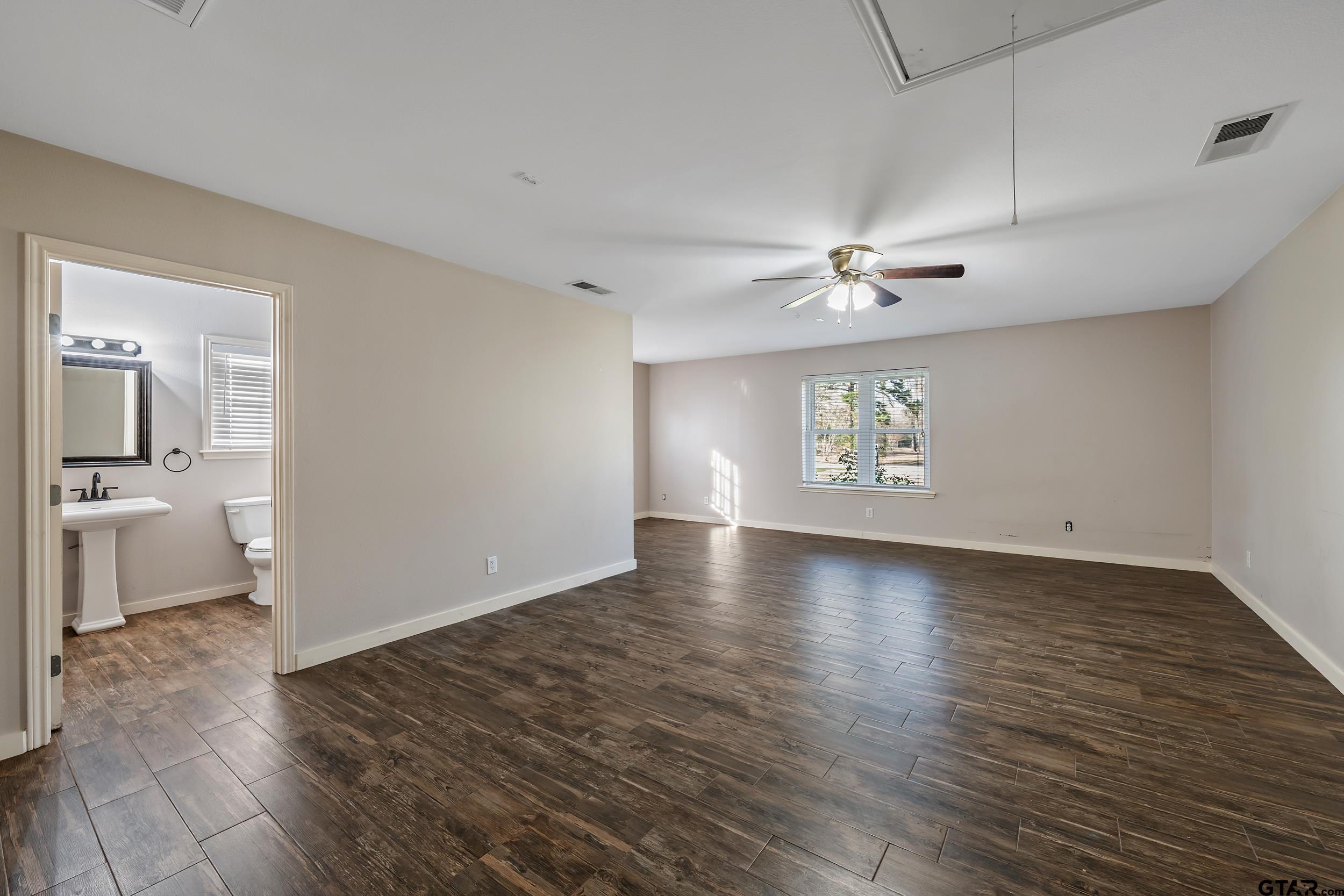 13900 County Road 2139