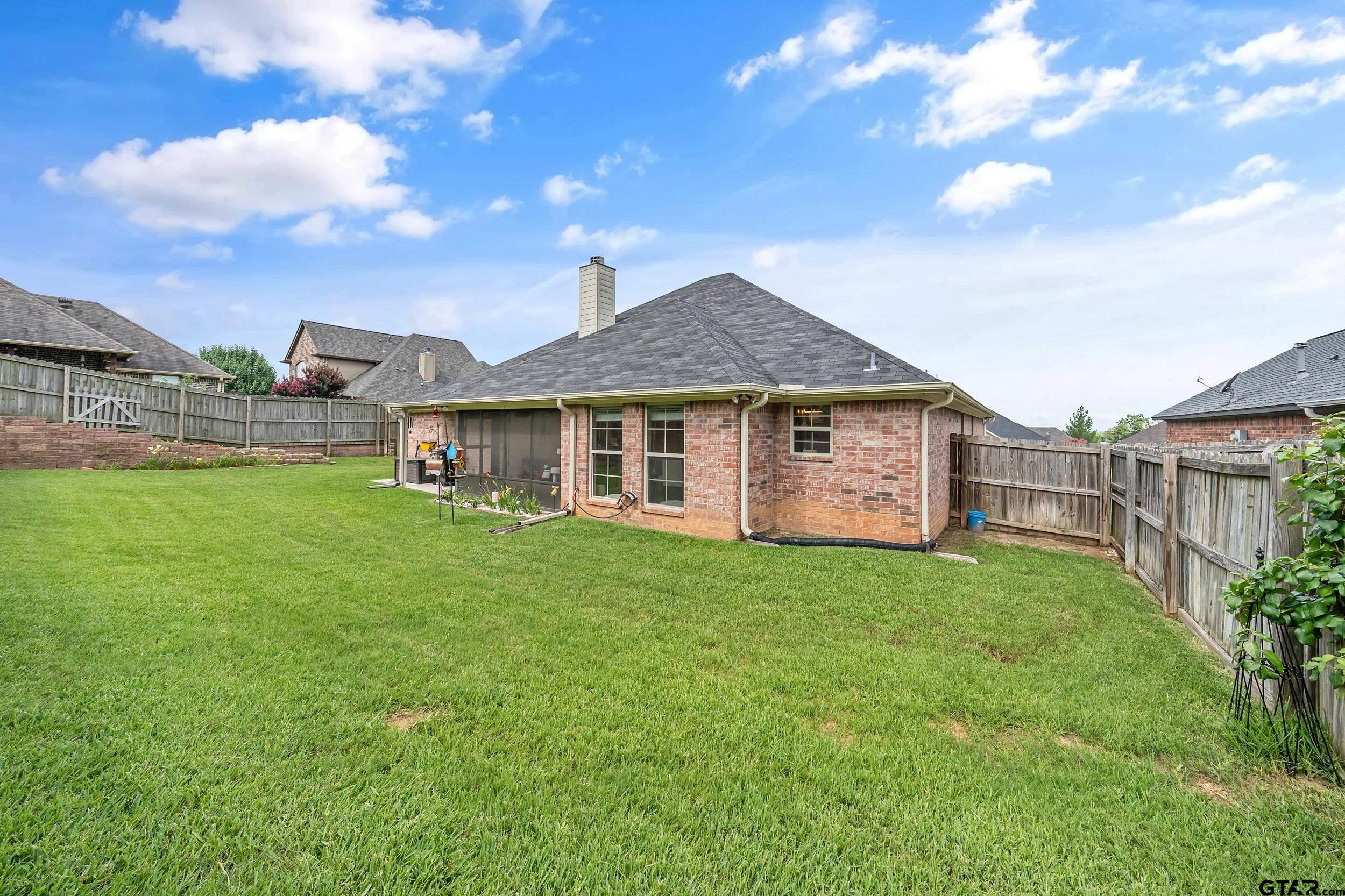 16543 Grand Coteau