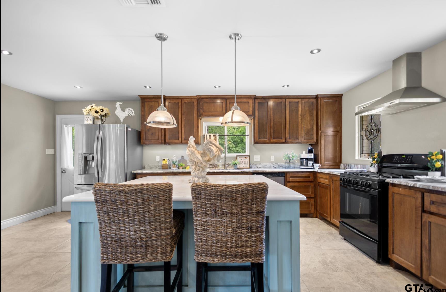 20480 Clearwater Circle