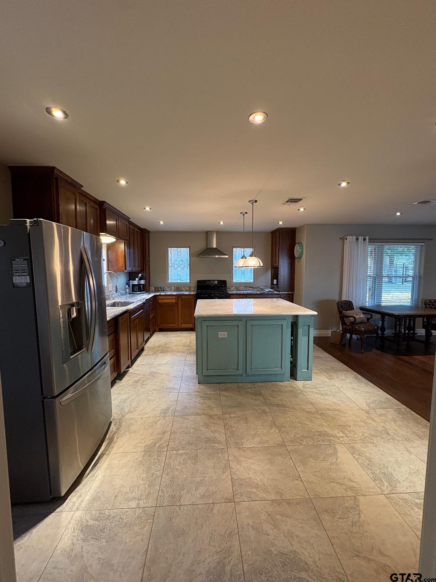 20480 Clearwater Circle