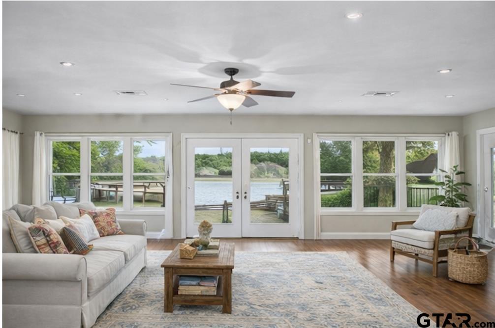 20480 Clearwater Circle