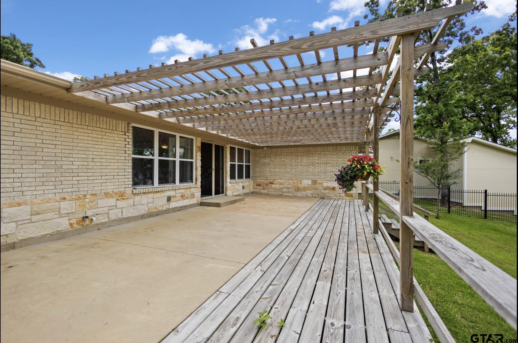 20480 Clearwater Circle