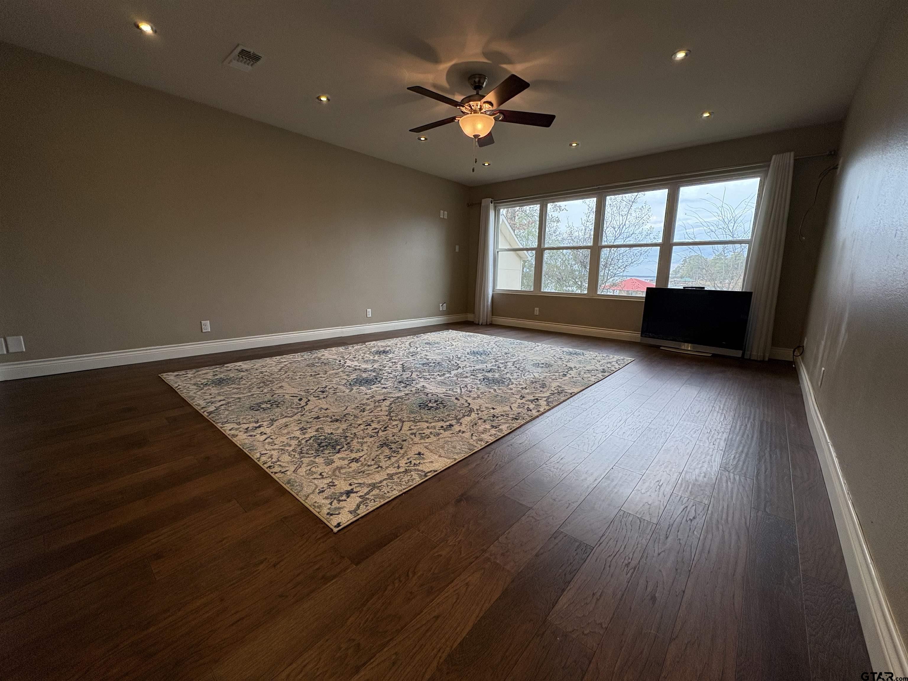 20480 Clearwater Circle