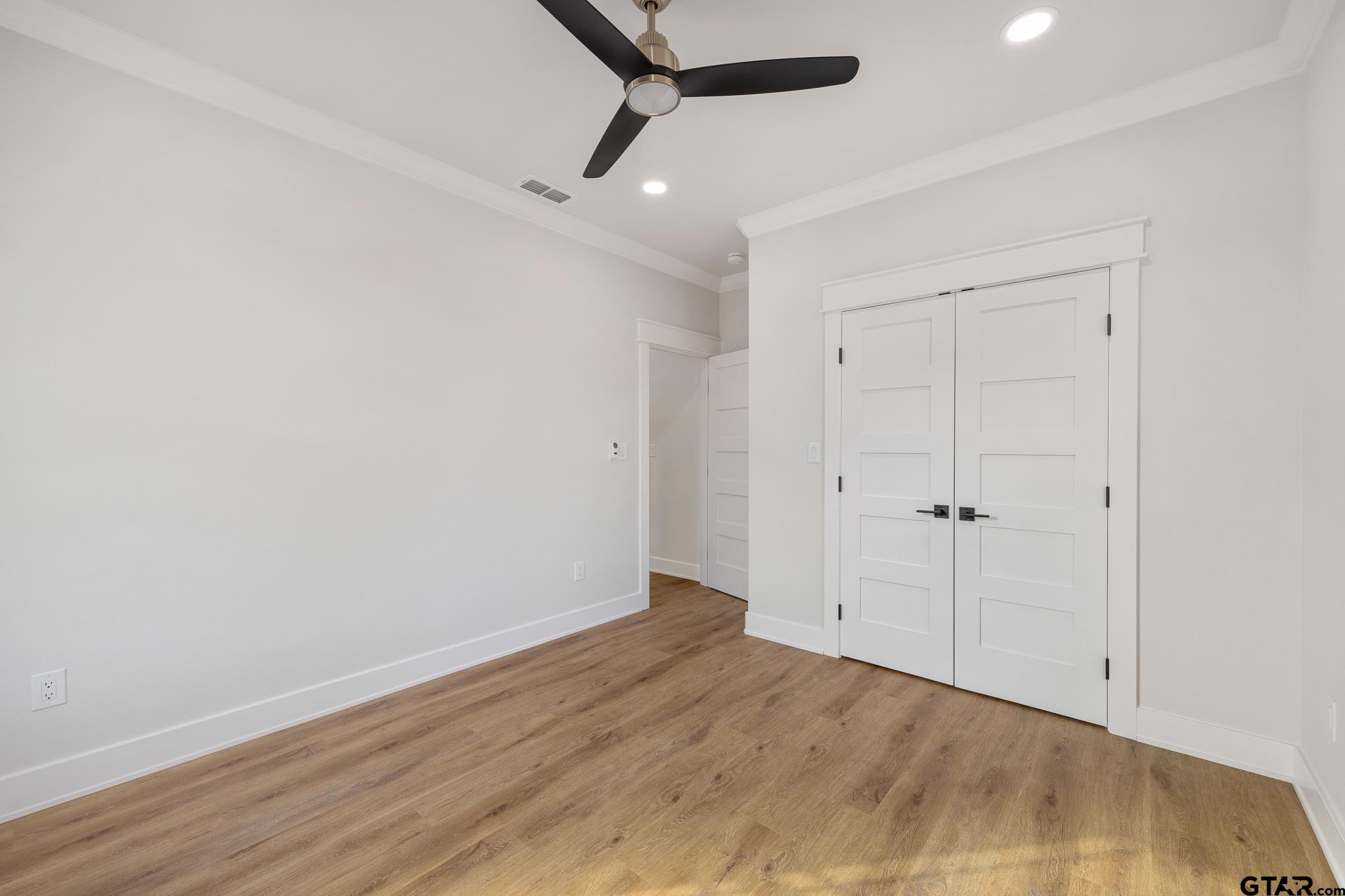 19383 Ridge Point Cir