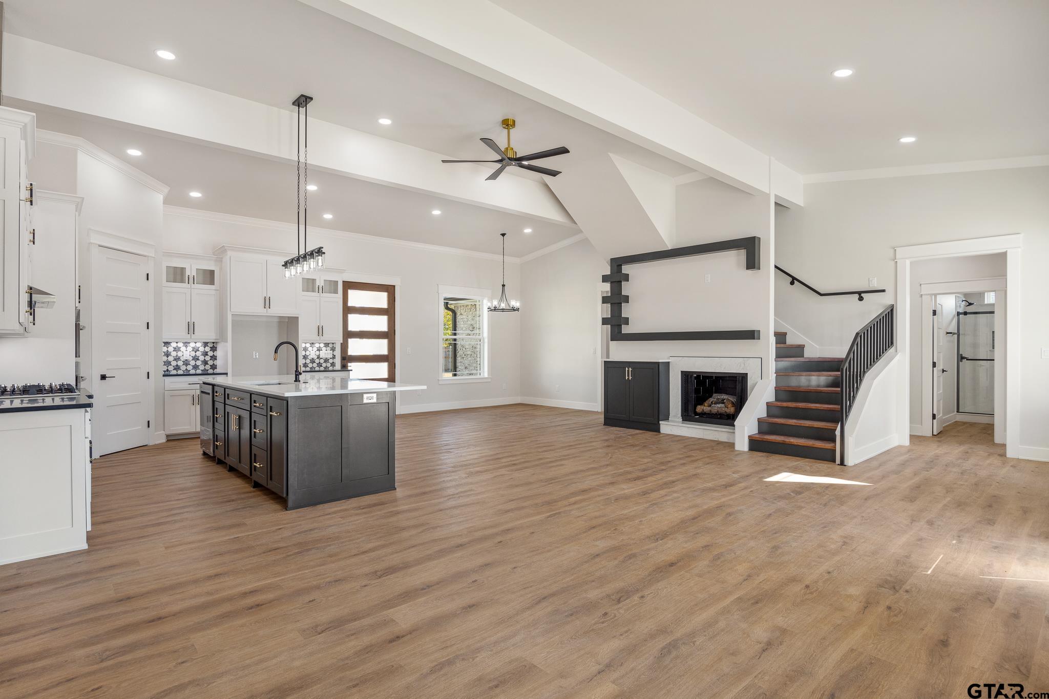 19383 Ridge Point Cir