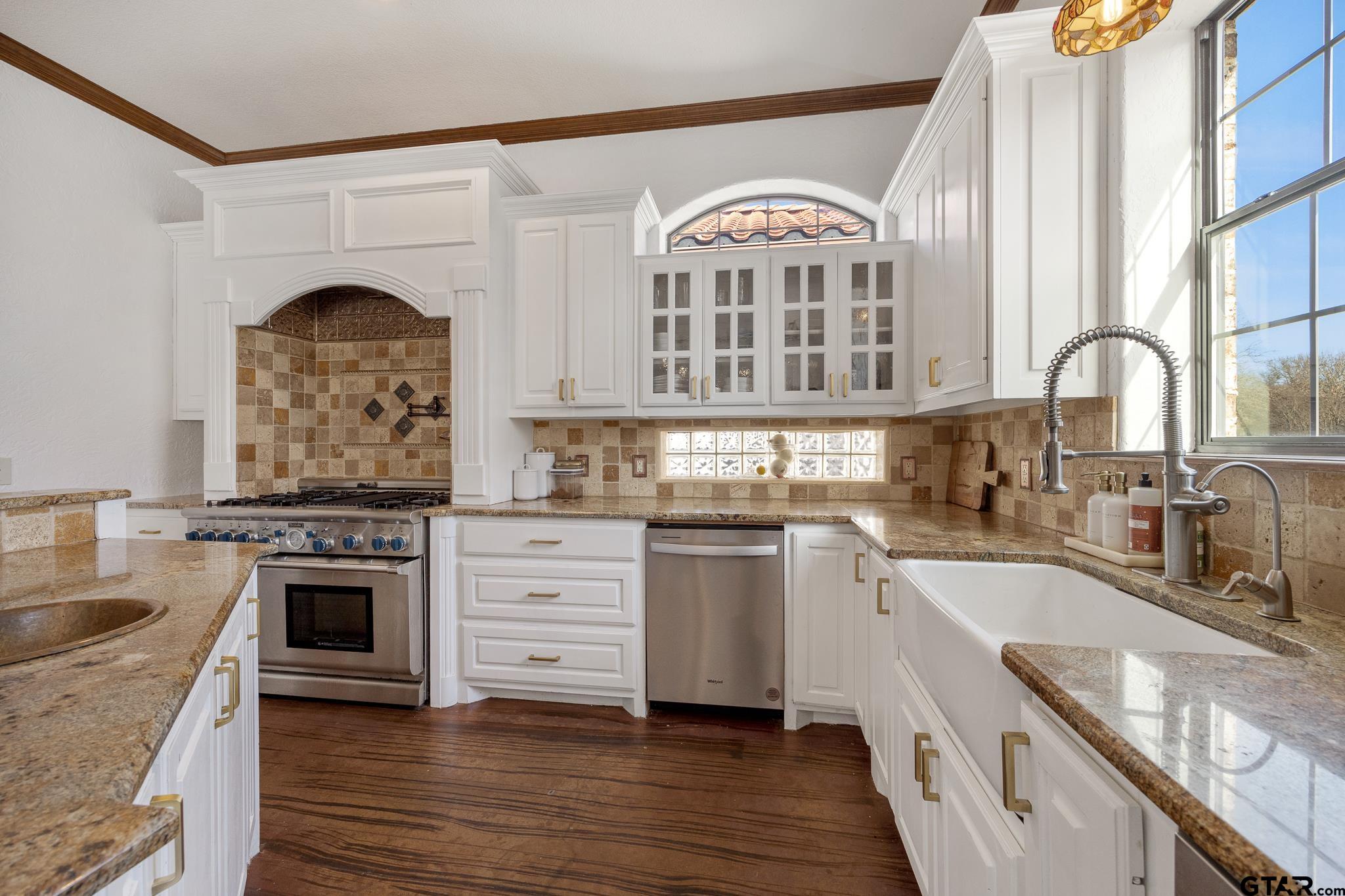 19275 County Road 3411