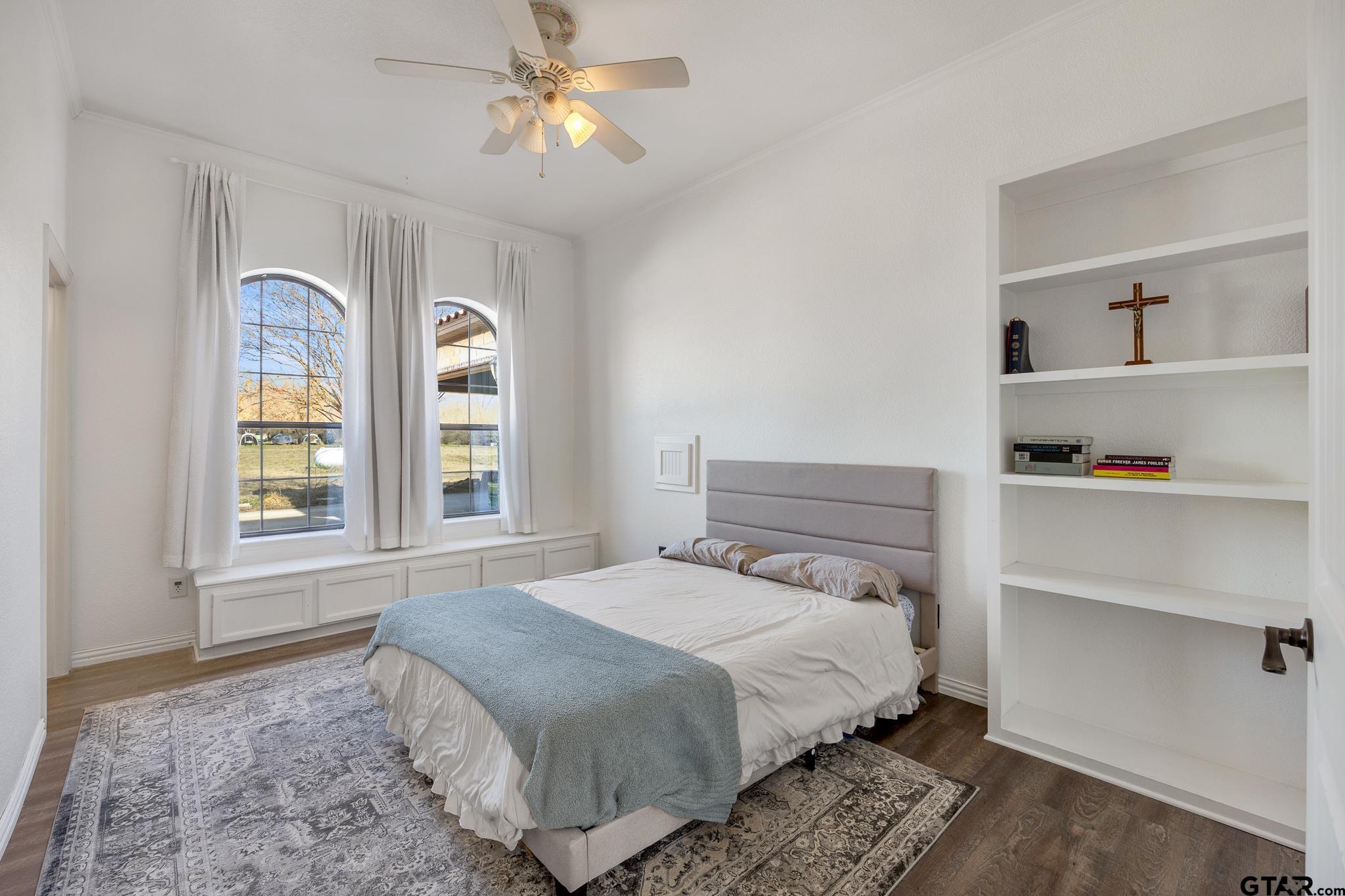 19275 County Road 3411