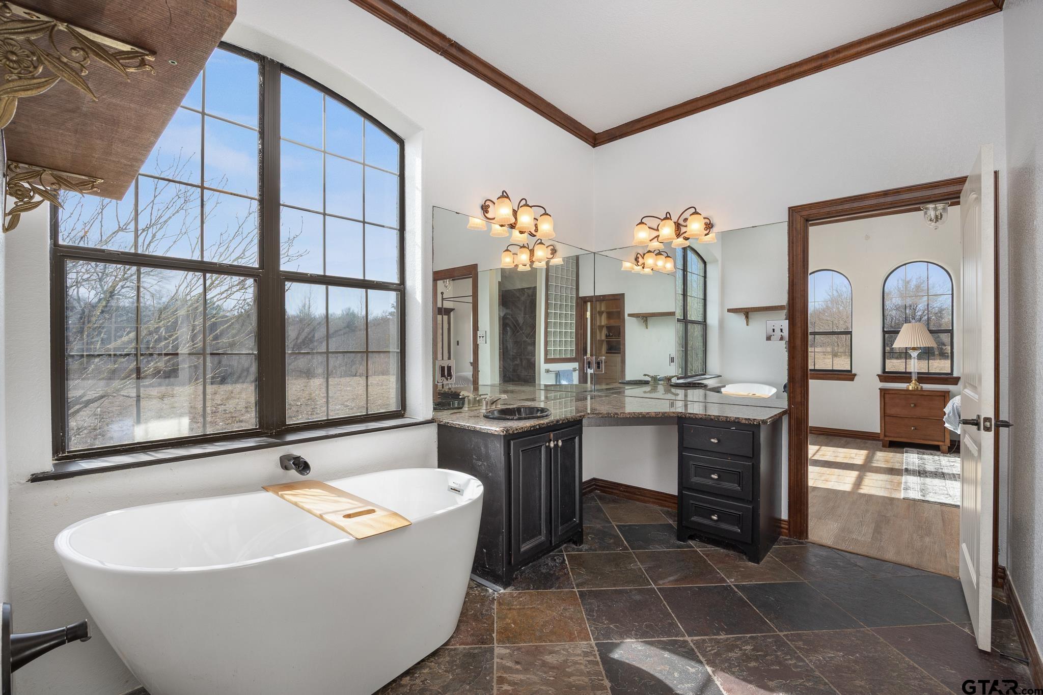 19275 County Road 3411