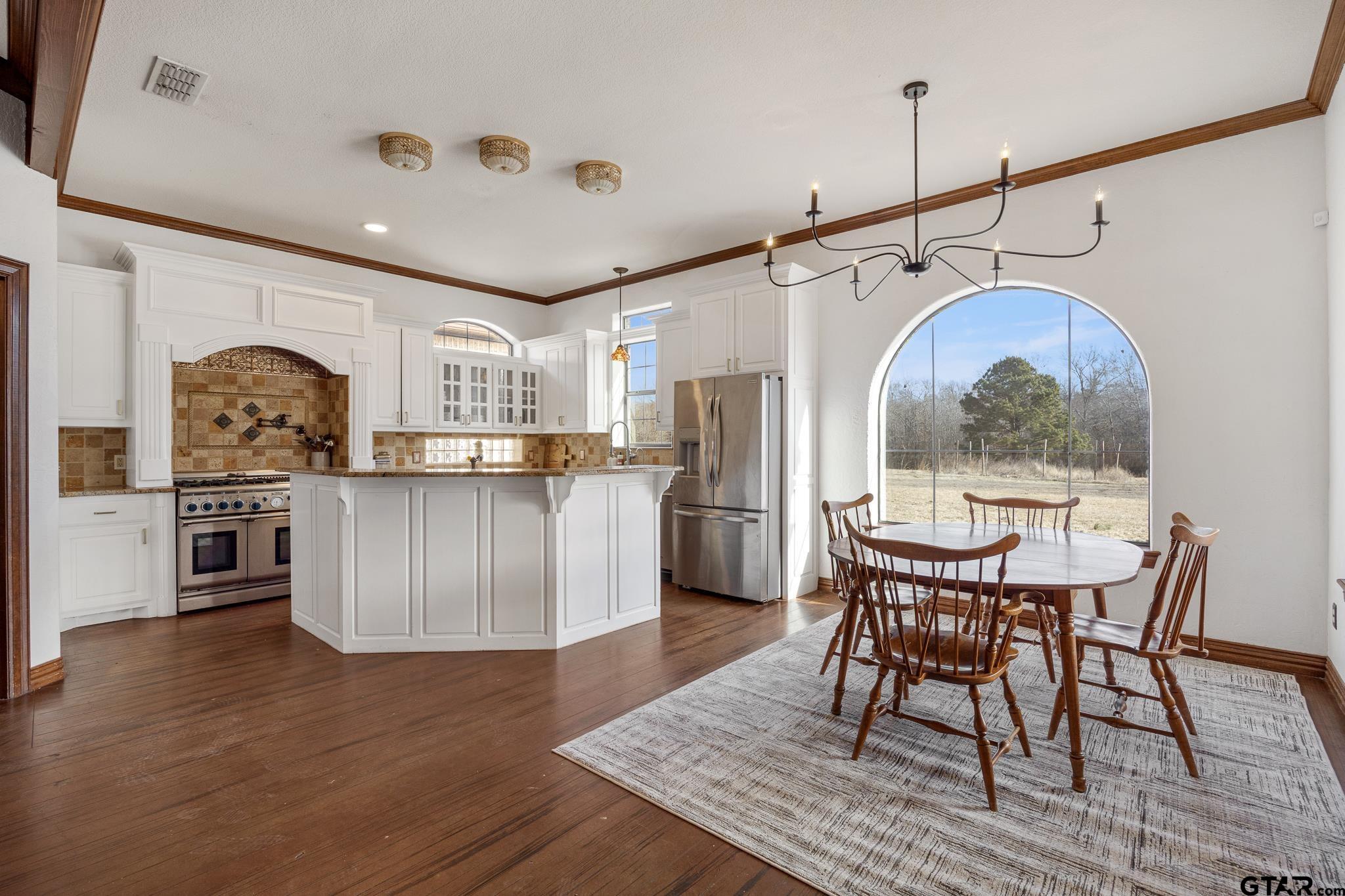 19275 County Road 3411