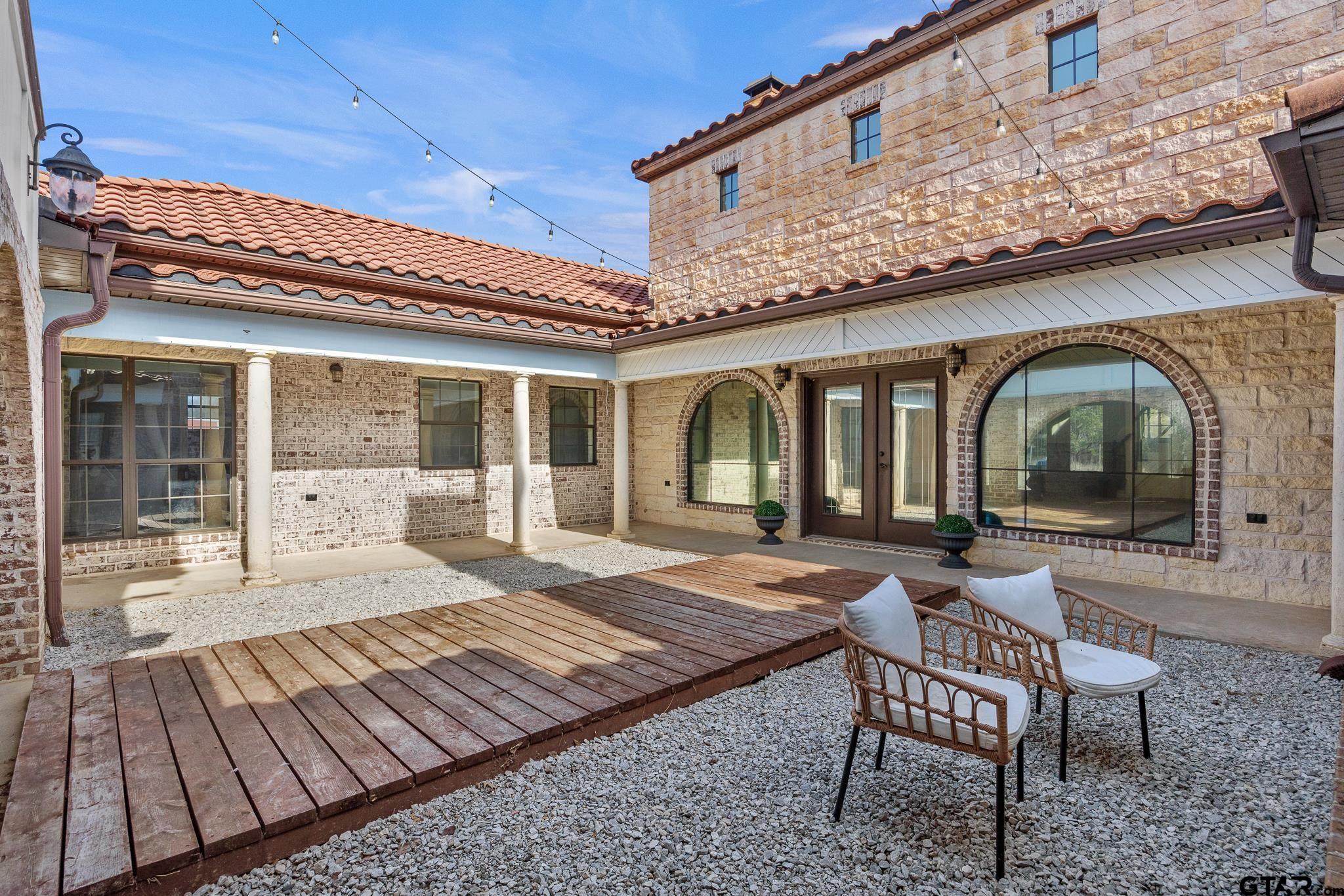 19275 County Road 3411