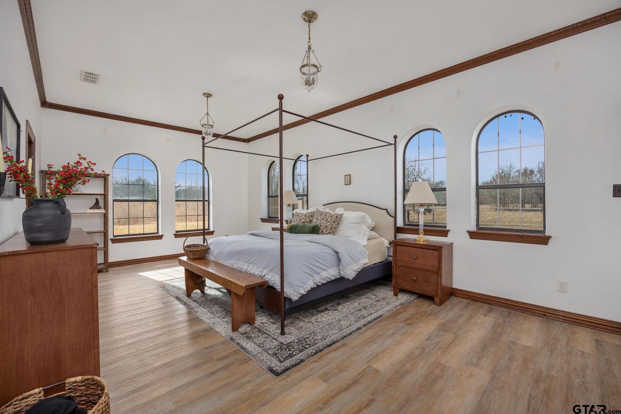 19275 County Road 3411