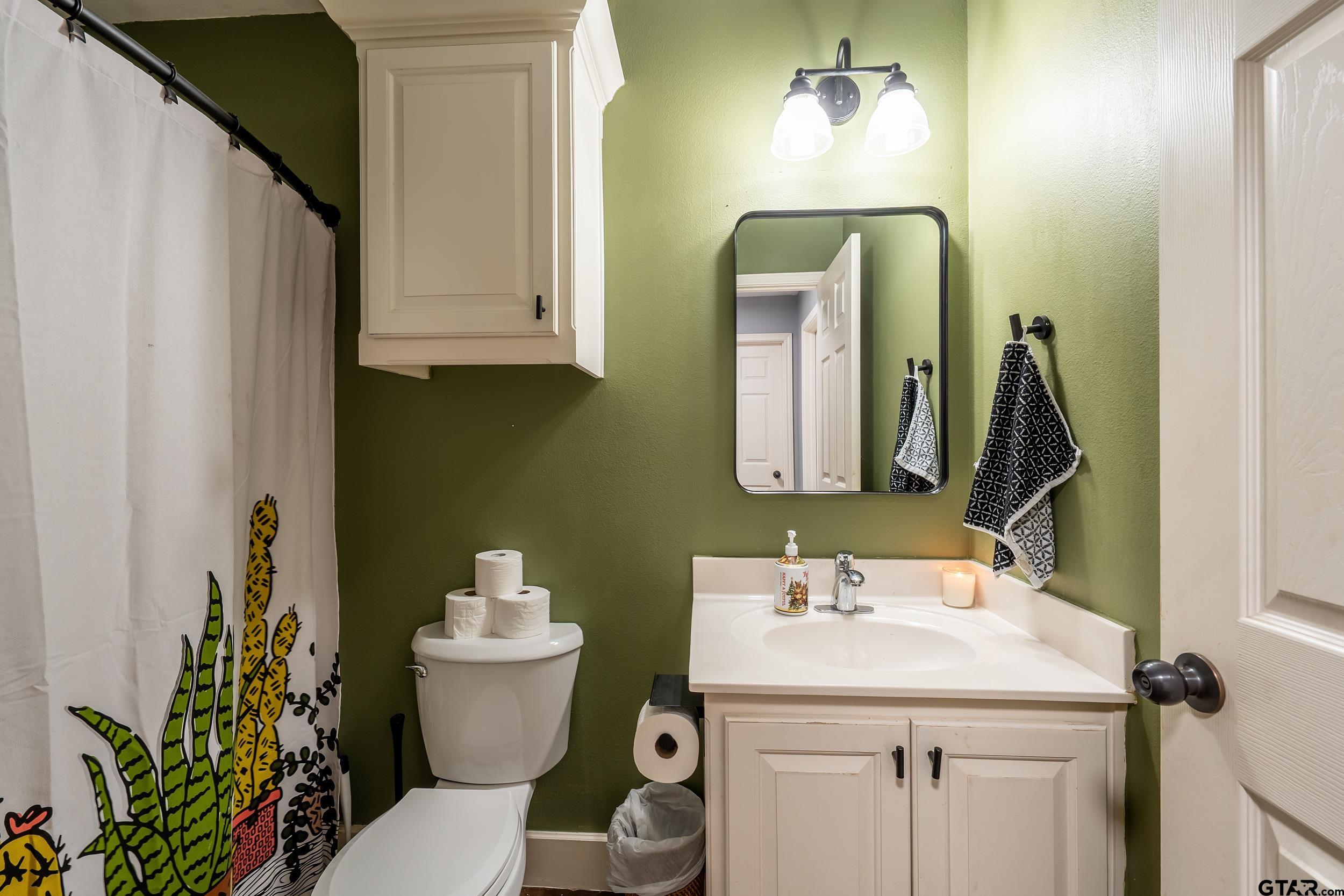 19541 Running West Dr