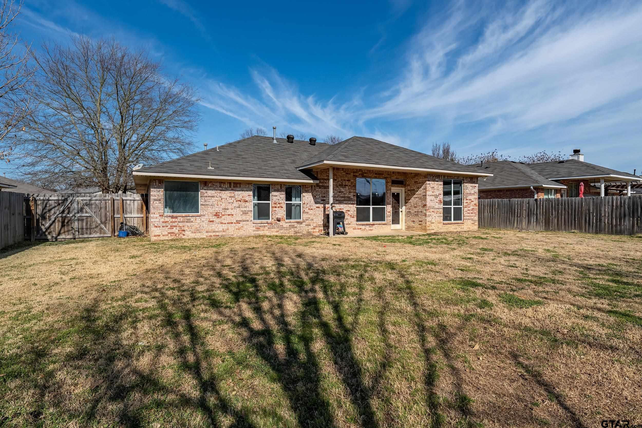 19541 Running West Dr
