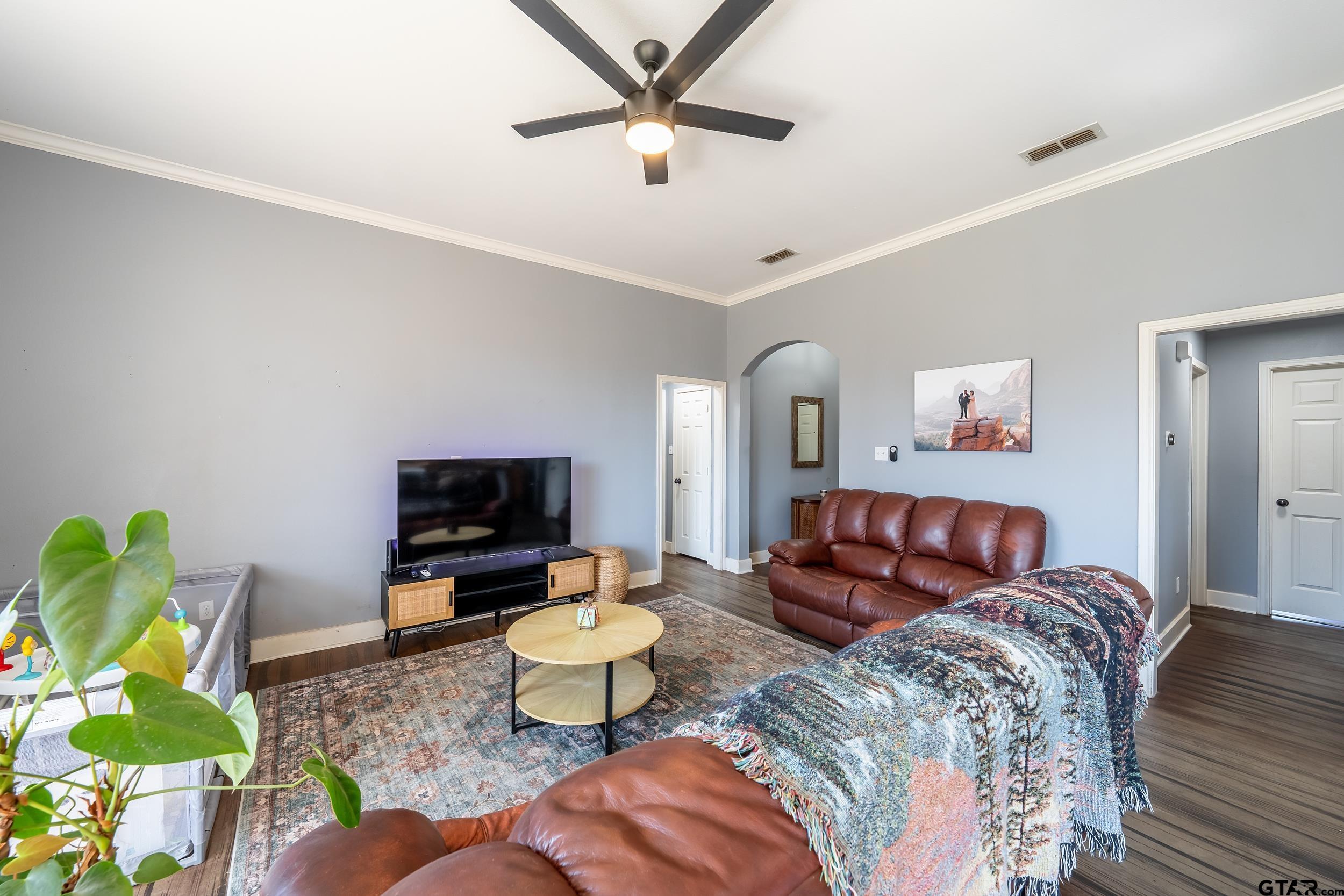 19541 Running West Dr