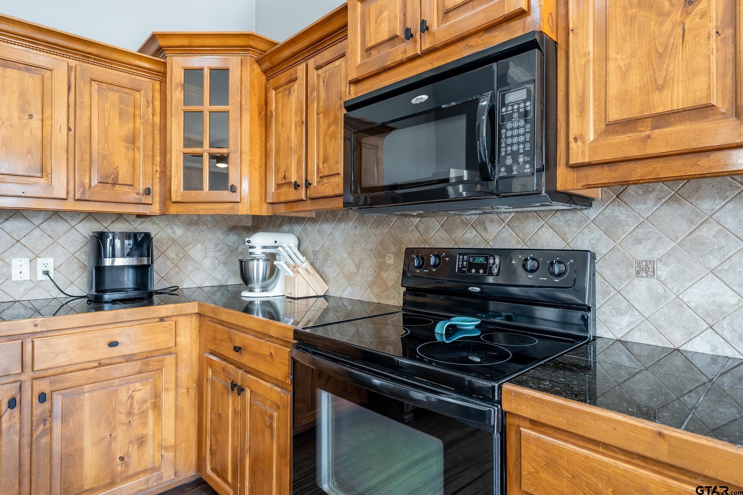 19541 Running West Dr