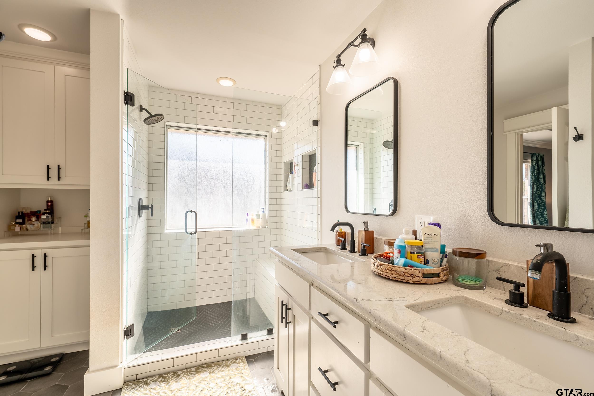 19541 Running West Dr